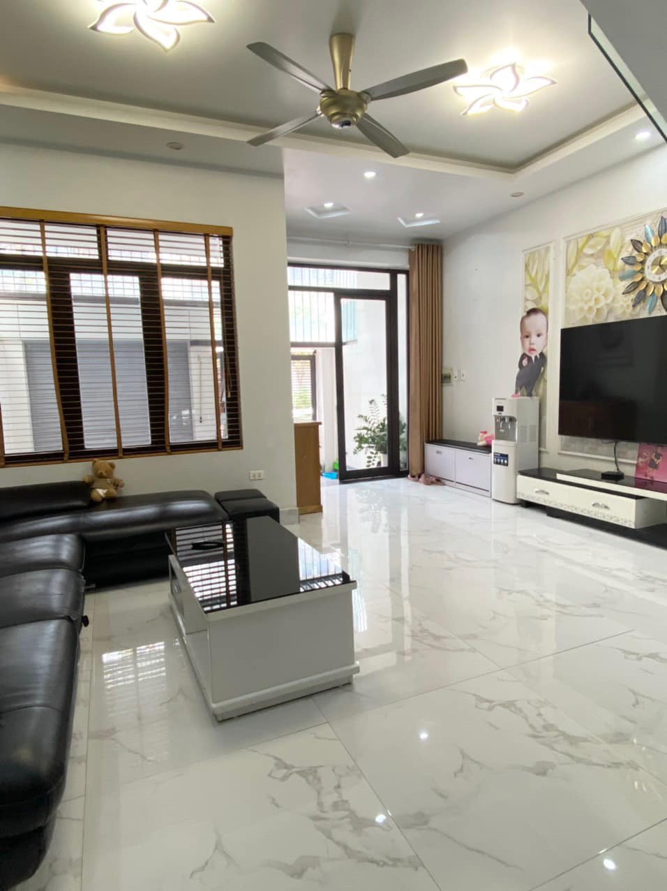 Bán nhà Mặt Đường Chính Vựng đâng,P.Yết Kiêu. DT:82.5m2,MT:5.5m !!!