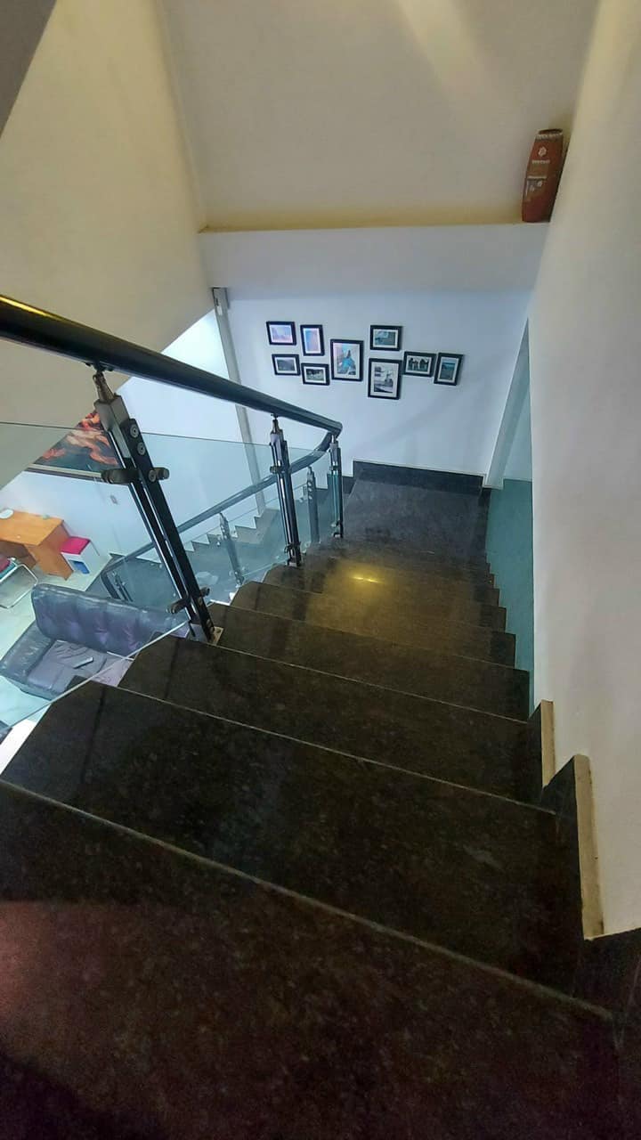 Bán Nhà 3 Tầng Đầu Gềnh Hà Khánh A,P.Cao Xanh. DT:75m2,MT:5m