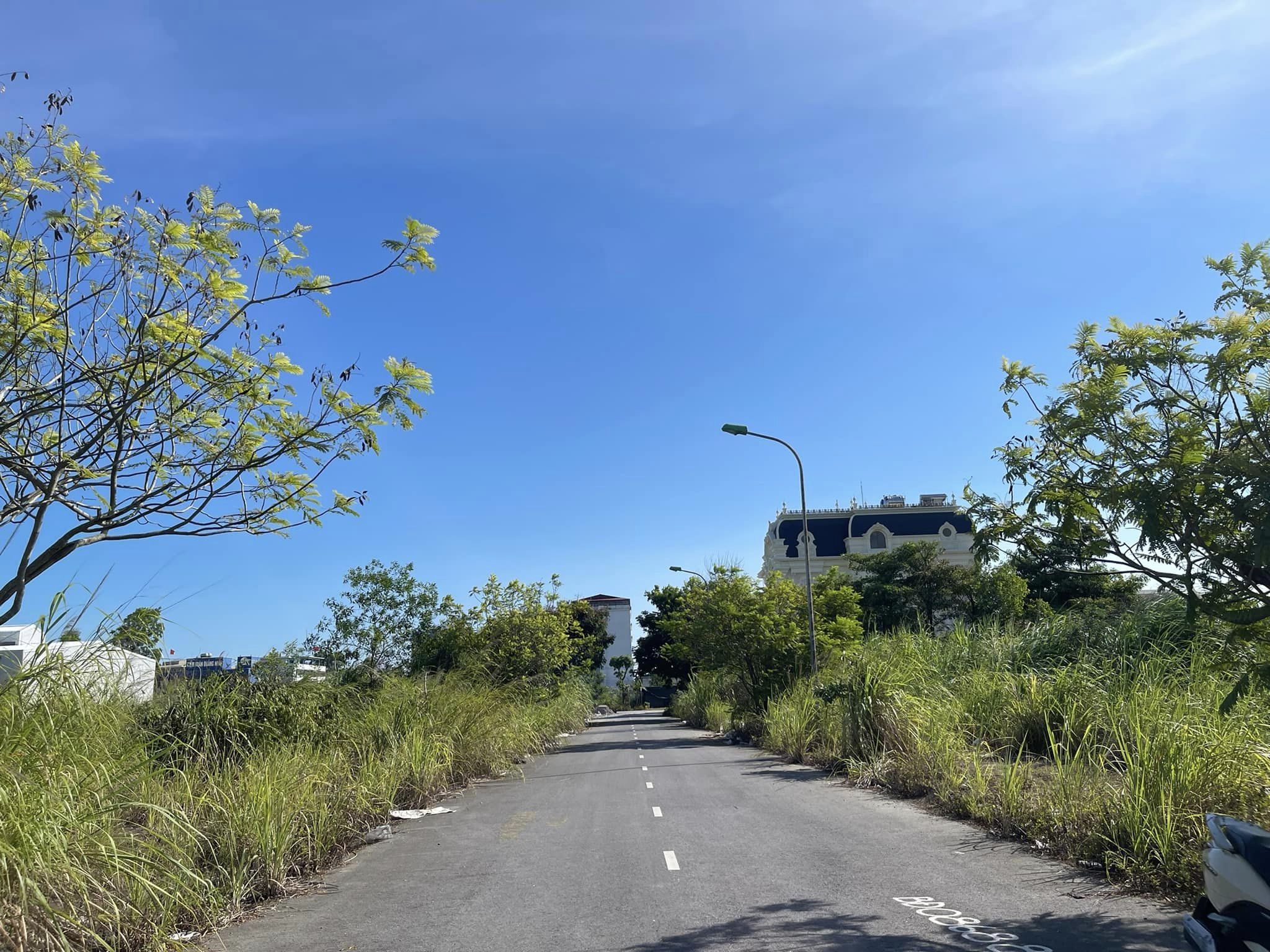 Bán Lô B18-29 KĐT Cao xanh hà khánh B,DT:225m2,MT:9m Giá Rẻ