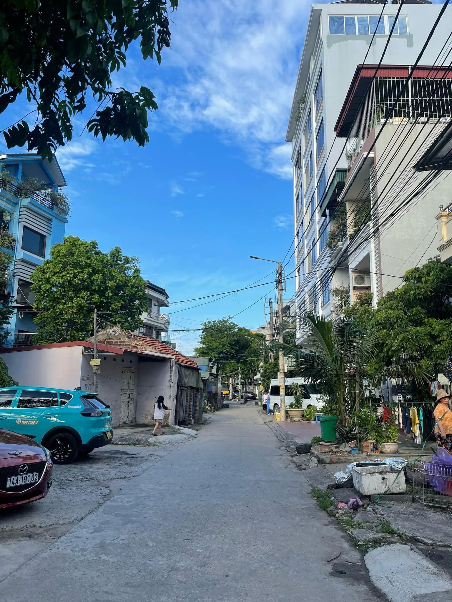 Bán đất KĐT Cột 5,8 Cũ,P.Hồng Hà.DT:63m2,MT:4.5m.H:Tây Bắc Giá Rẻ !!!