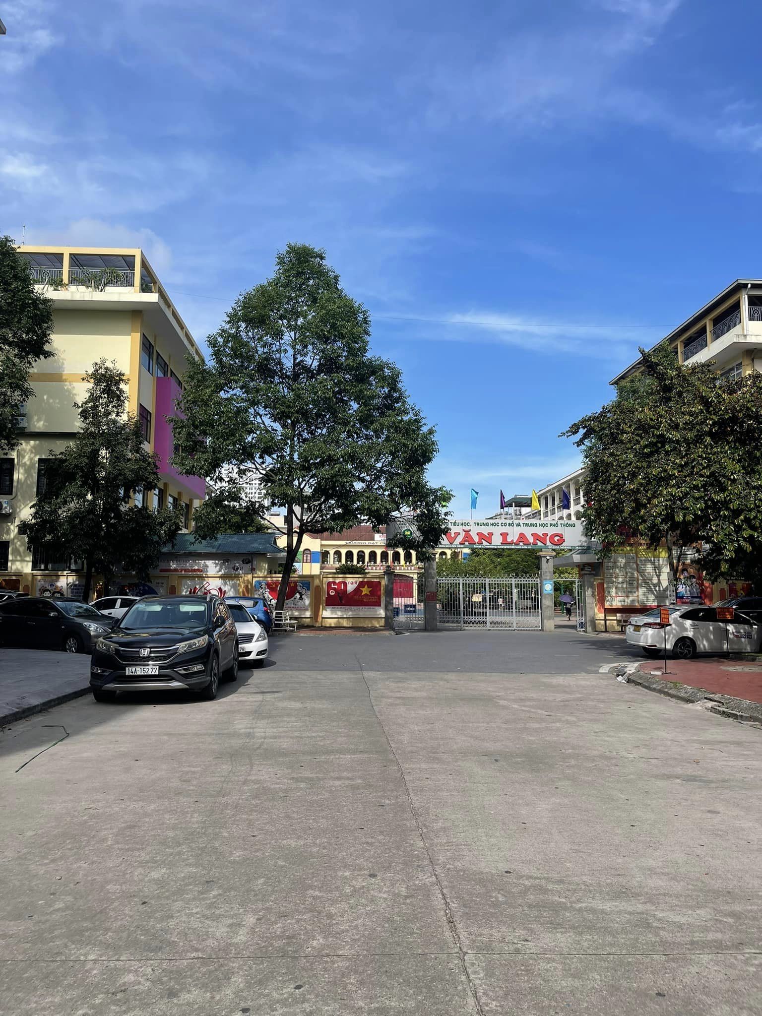 Bán Nhà 5 Tầng Thô KĐT Việt Hàn,P.Hồng Gai.DT:135m2,MT:9m Siêu Đẹp