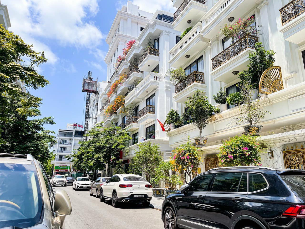Bán Nhà 6 Tầng Dự Án MKL Hạ Long,P.Hồng Hải.DT:82.5m2,MT:5m !!!