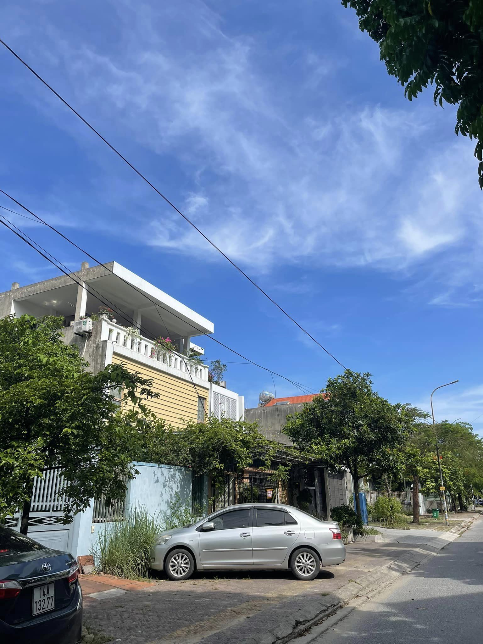 Bán Đất Biệt Thự KĐT Cao Xanh,Hà Khánh A.DT:250m2,MT:8m Đẹp !!!