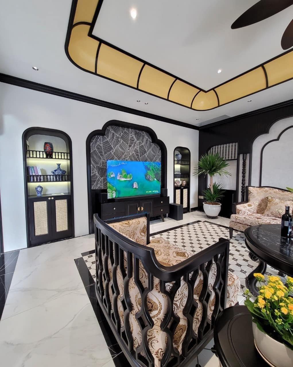 Bán Biệt Thự 3 Tầng Siêu Đẹp Khu Yết Kiêu,Hạ Long. DT:300m2 Cực Phẩm !!!