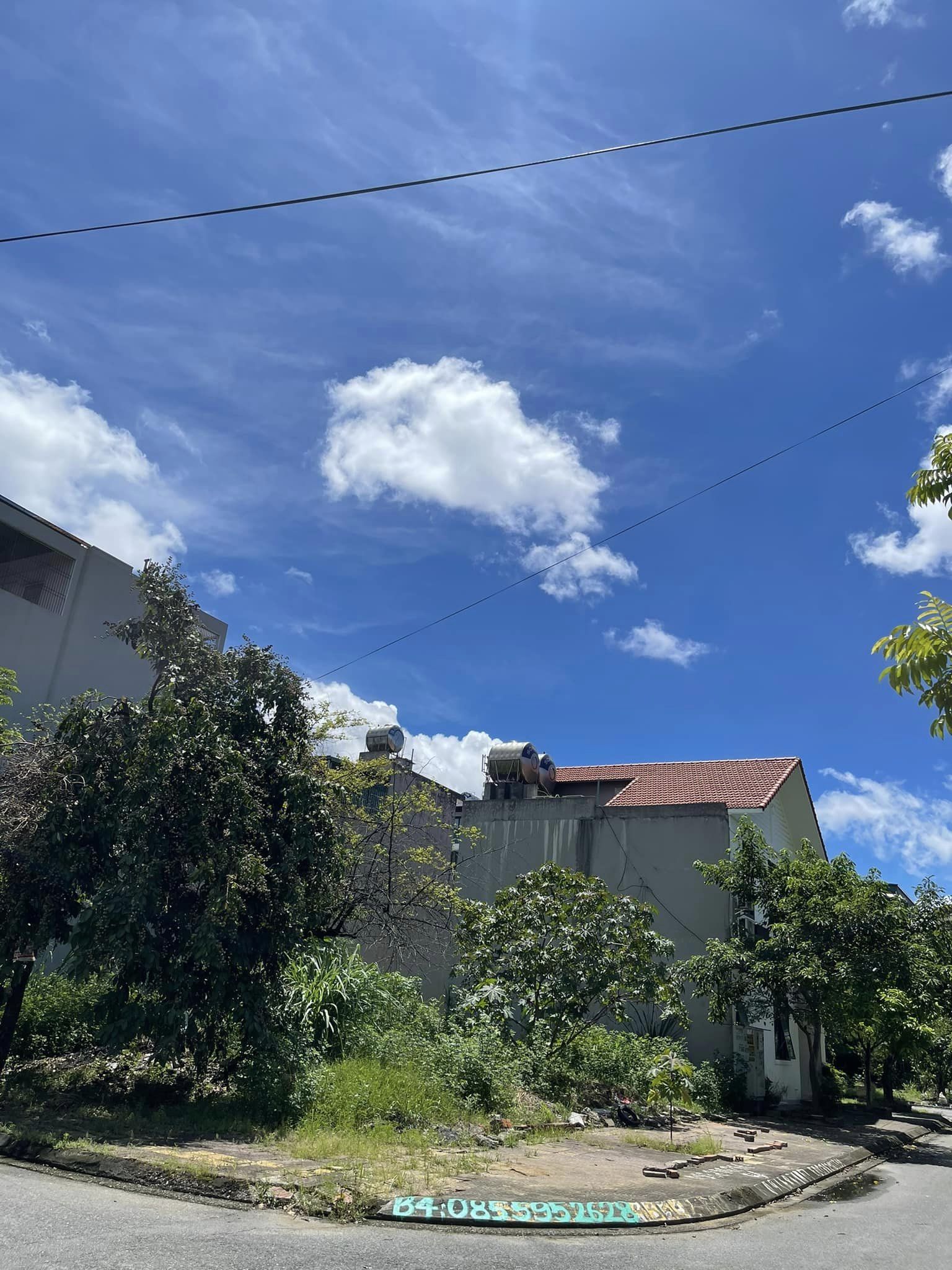 Bán Lô Góc B4-17 KĐT Cao Xanh,Hà Khánh A.DT:125m2,MT:8m !!!