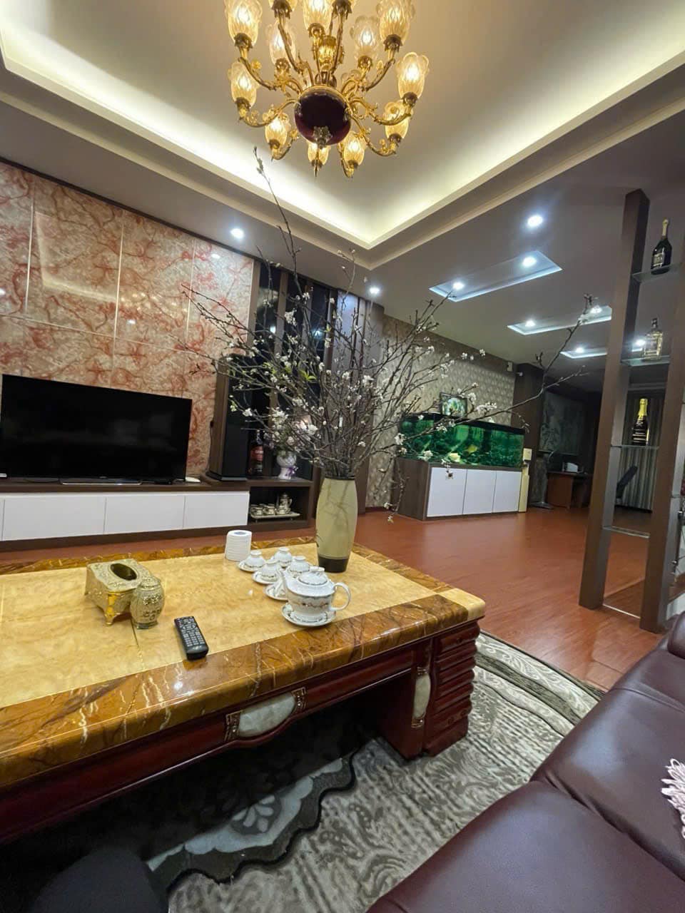 Bán Nhà 3 Tầng Phạm Ngọc Thạch,Vựng Đâng,P.Yết Kiêu. DT:75m2,MT:5m