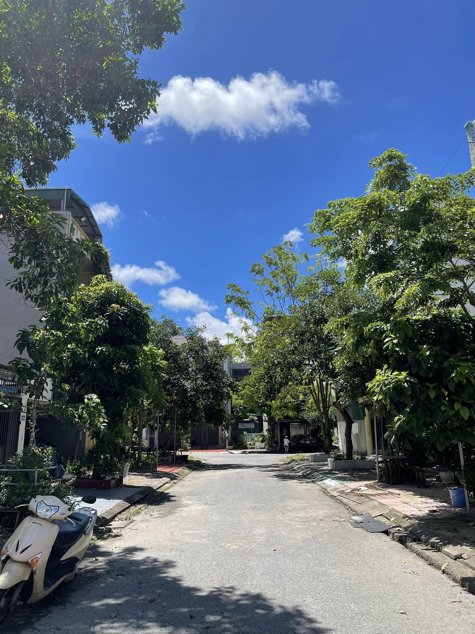 Bán Lô B13-16 KĐT Cao Xanh,Hà Khánh A.DT:90m2,MT:6m.H:TN !!!