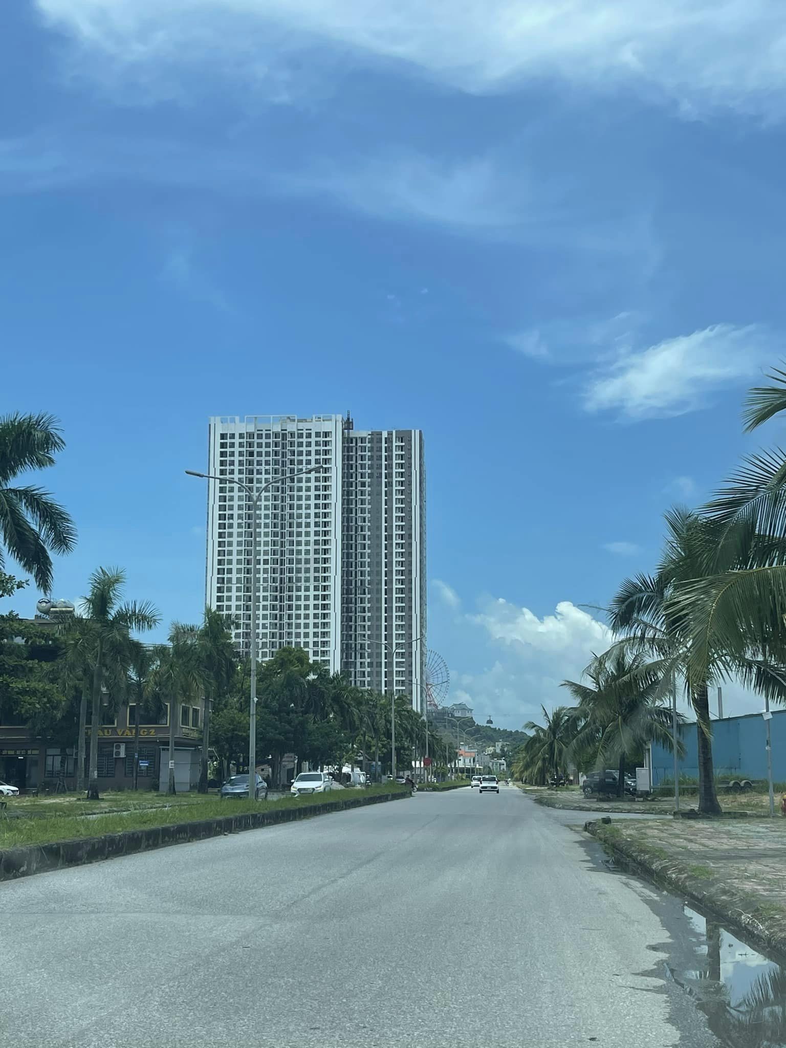 Bán Lô A3-8 Trục 31m Hà Khánh A,P.Cao Xanh. DT:375m2,MT:15m !!!