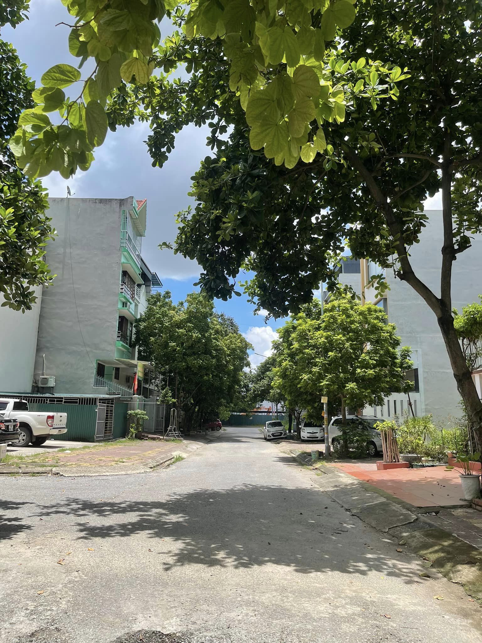 Bán Lô B’3-5 Khu Rẻ Quạt,P.Yết Kiêu. DT:90m2,MT:6m.H:Tây Bắc !!!