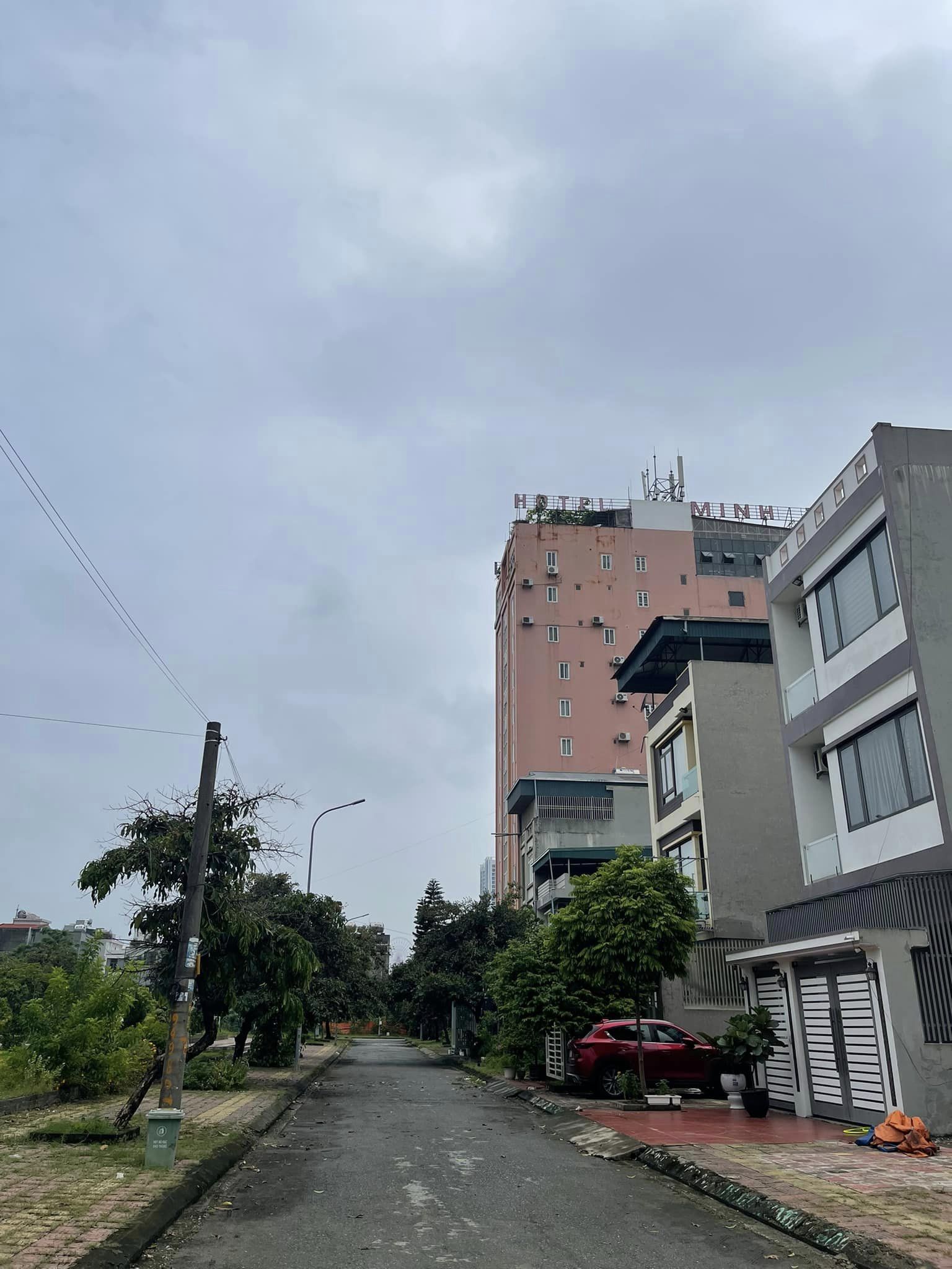 Bán Lô Góc B3-34 KĐT Cao Xanh,Hà Khánh A. DT:125m2,MT:8.5m !!!