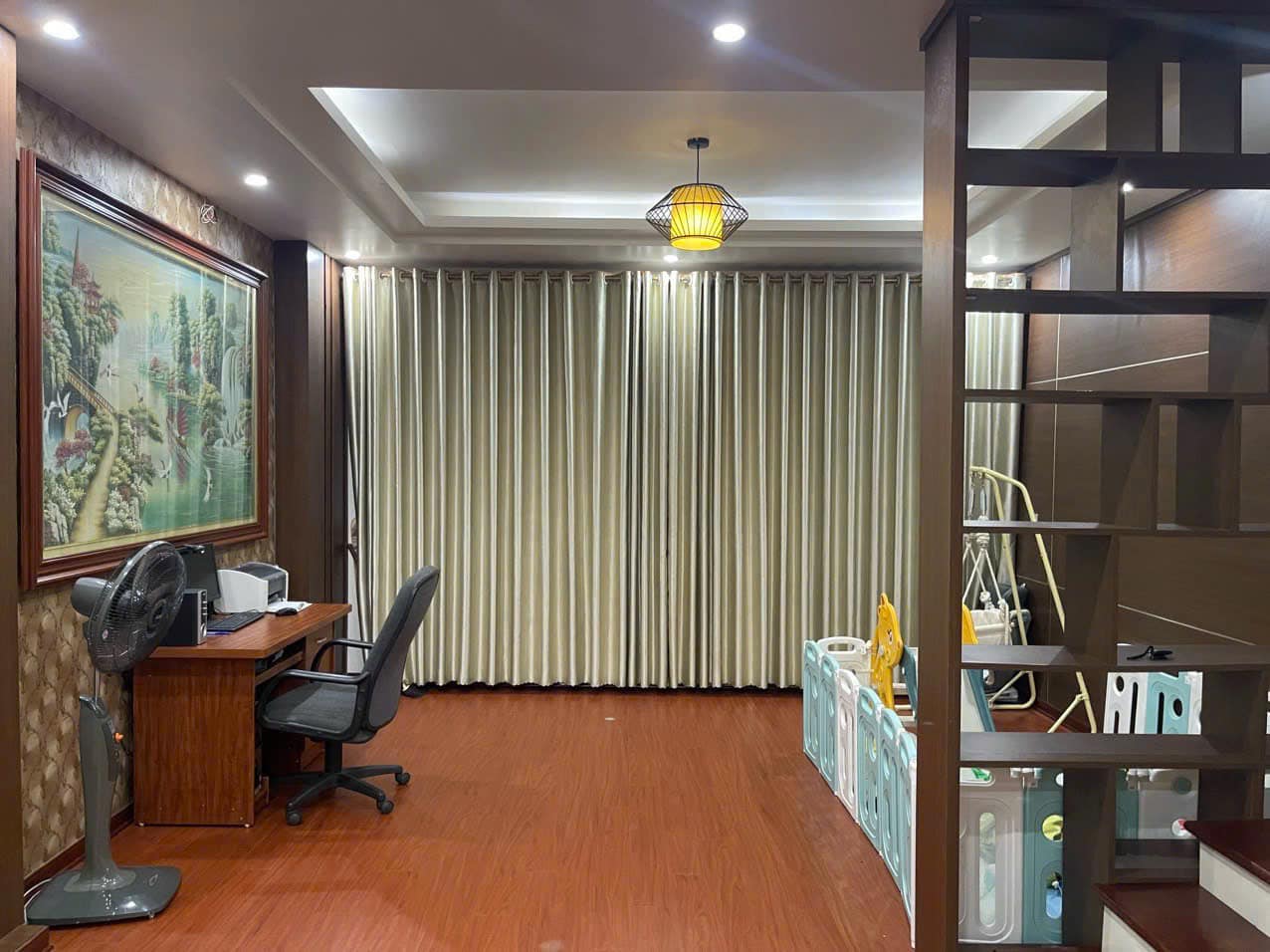 Bán Nhà 3 Tầng Phạm Ngọc Thạch,Vựng Đâng,P.Yết Kiêu. DT:75m2,MT:5m