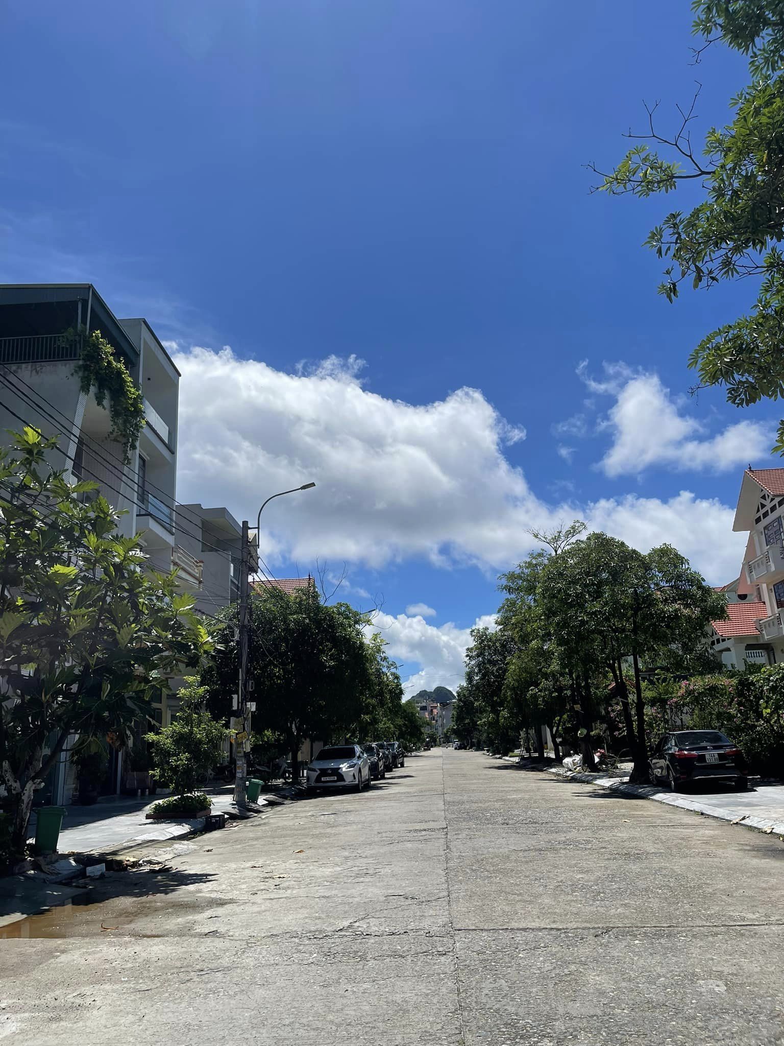 Bán Lô C1-18 KĐT C5,8 Cũ,P.Hồng Hà.DT:338.3m2,MT:13m.H:Bắc