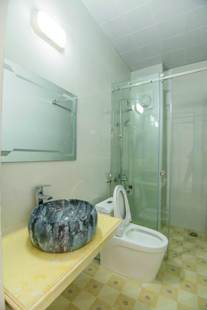 Bán Nhà 5 Tầng Ngõ 13 Cao Thắng,P.Cao Thắng. DT:72.45m2,MT:4.5m !!!