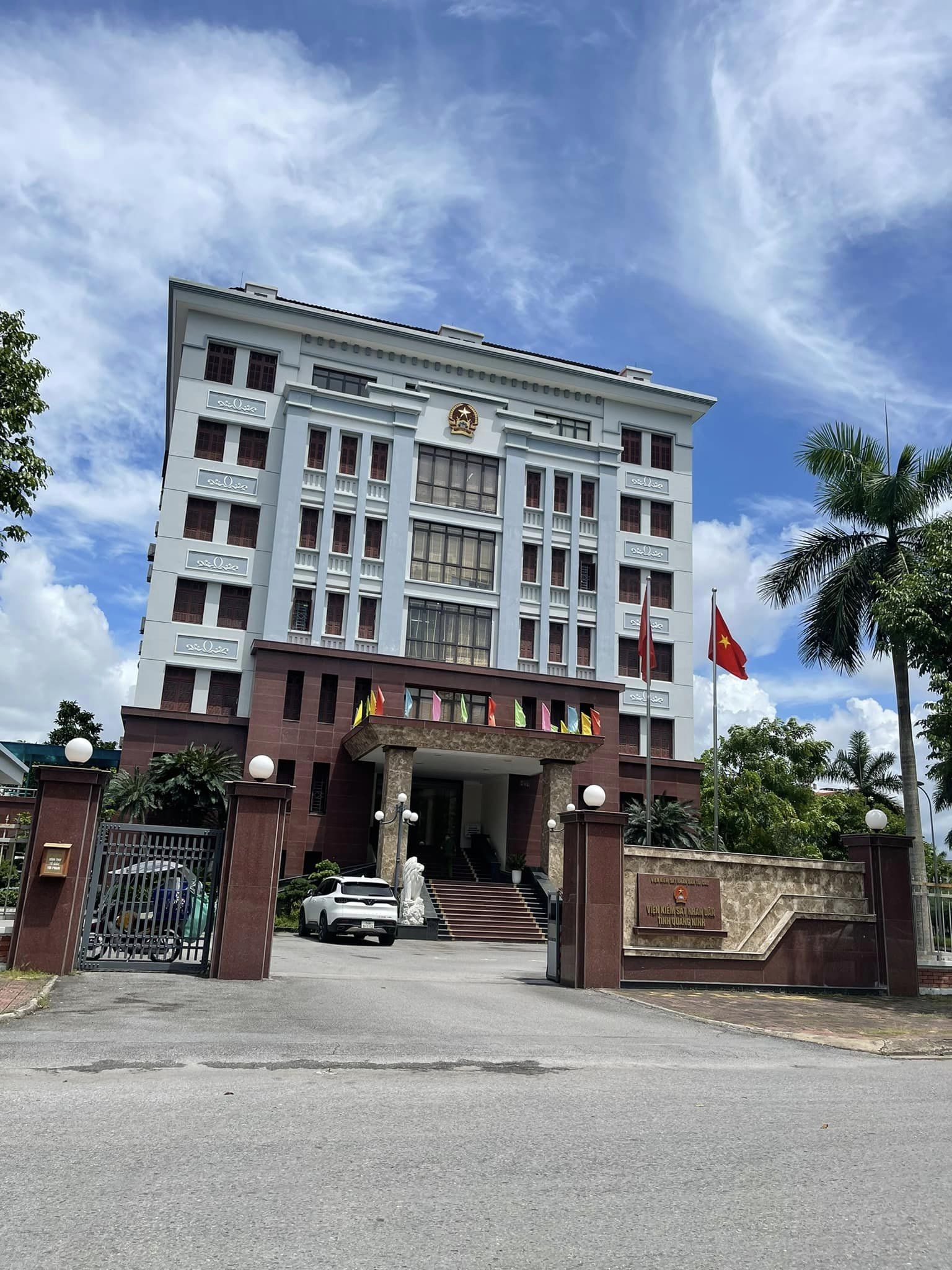 BÁN B10-34 Ô GÓC KĐTHÀ KHÁNH A,DT:168M2,MT:11.5M SIÊU ĐẸP