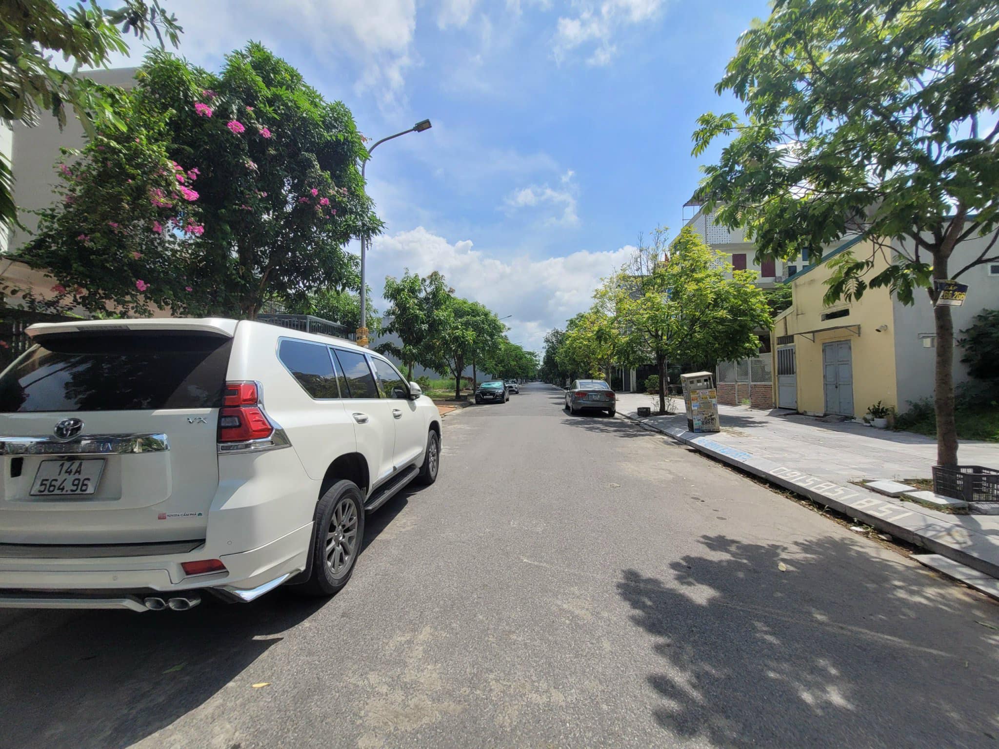Bán Đất Tặng Nhà KĐT C5,8 Mở Rộng,P.Hồng Hà. DT:120m5,MT:5m.H:ĐN