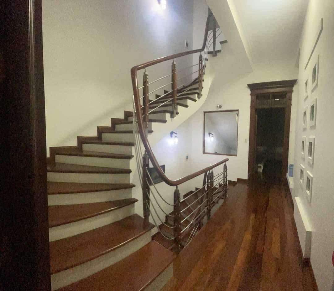 Bán nhà 5 Tầng KĐT Vựng Đâng,P.Yết Kiêu. DT:82.7m2,MT:5.5m