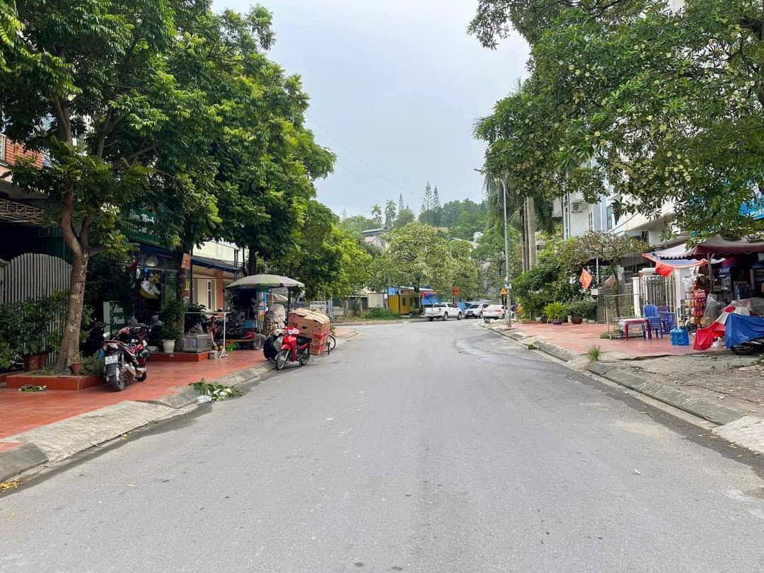 Bán Lô B4-7 KĐT Vựng Đâng,P.Yết Kiêu. DT:82.5m2,MT:5.5m.H:TN !!!