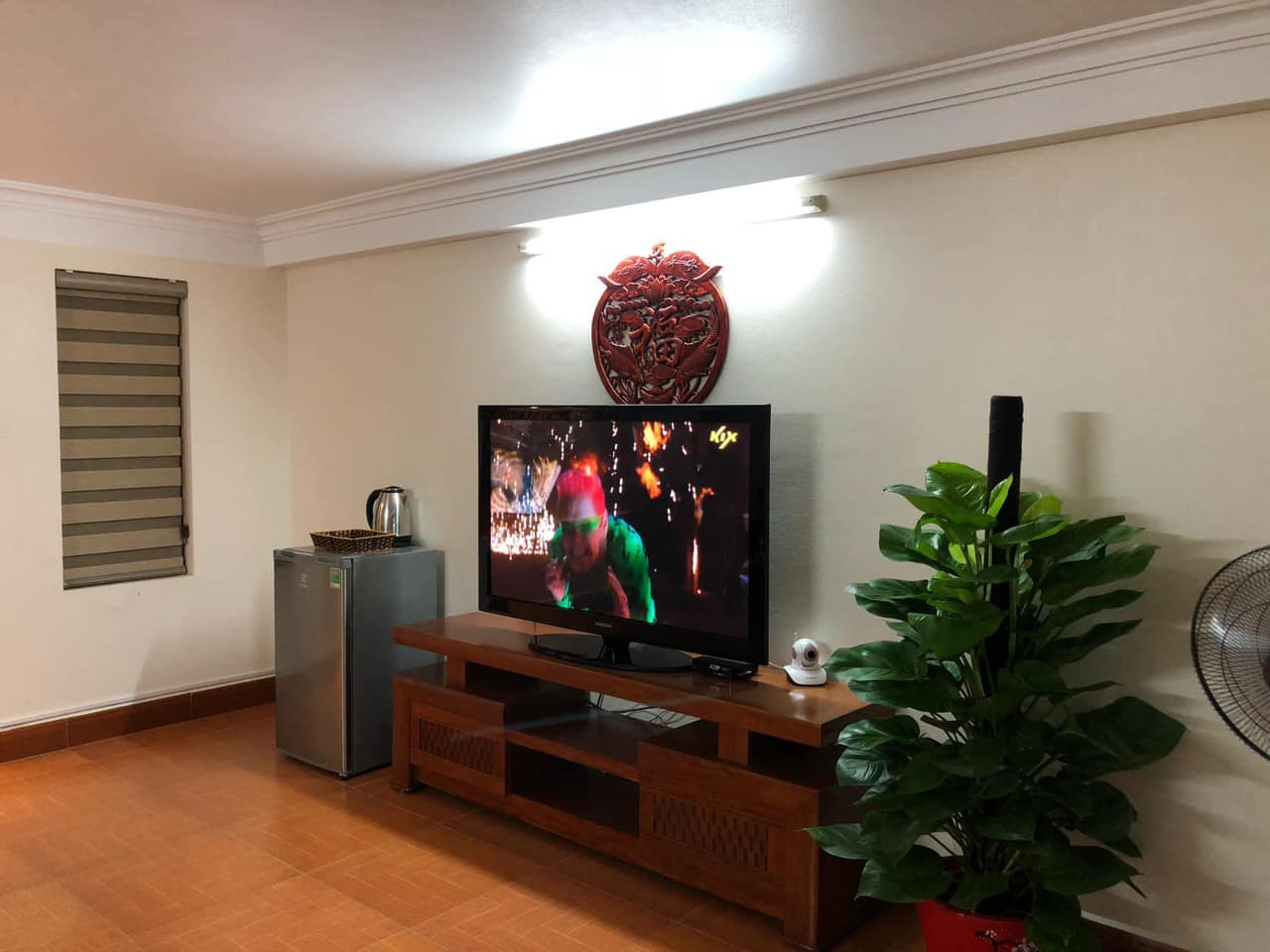 Bán Nhà 4 Tầng Gần Hồ Điều Hòa,Yết Kiêu. DT:75m2,MT:5m KD Được !!!