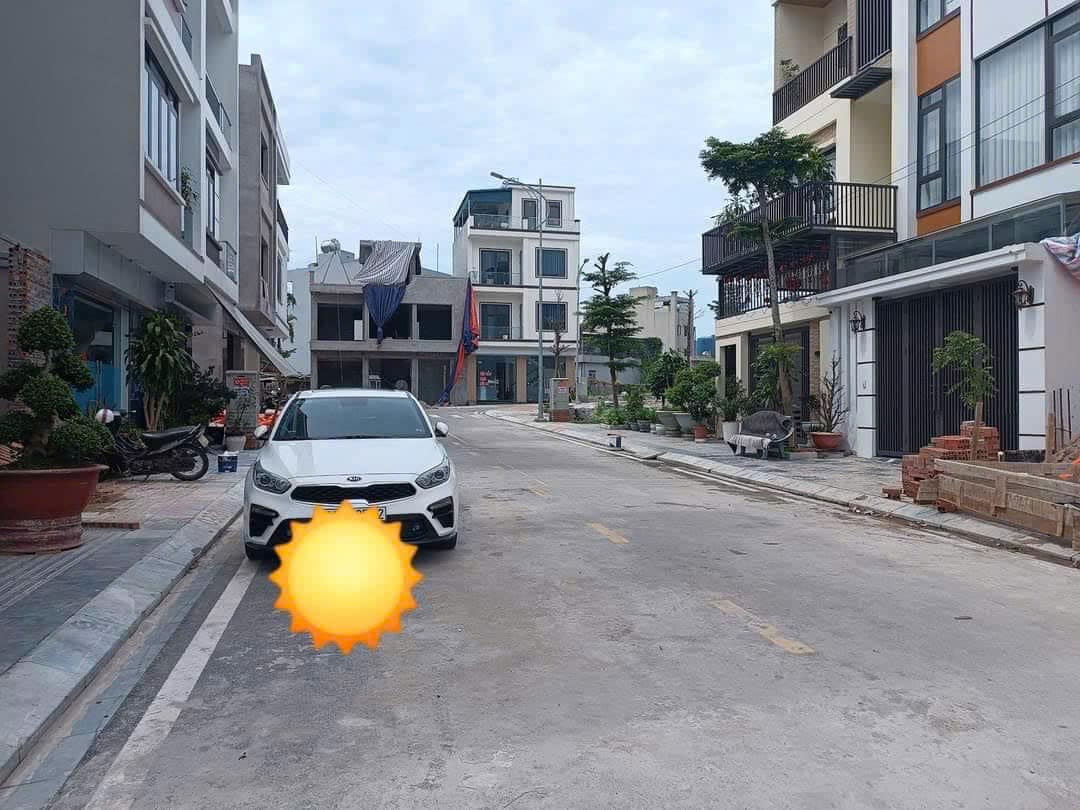 Bán Đất TĐC K7,8 Cao Thắng,Hạ Long. DT:60m2,MT:5m.H:ĐB+TB !!!
