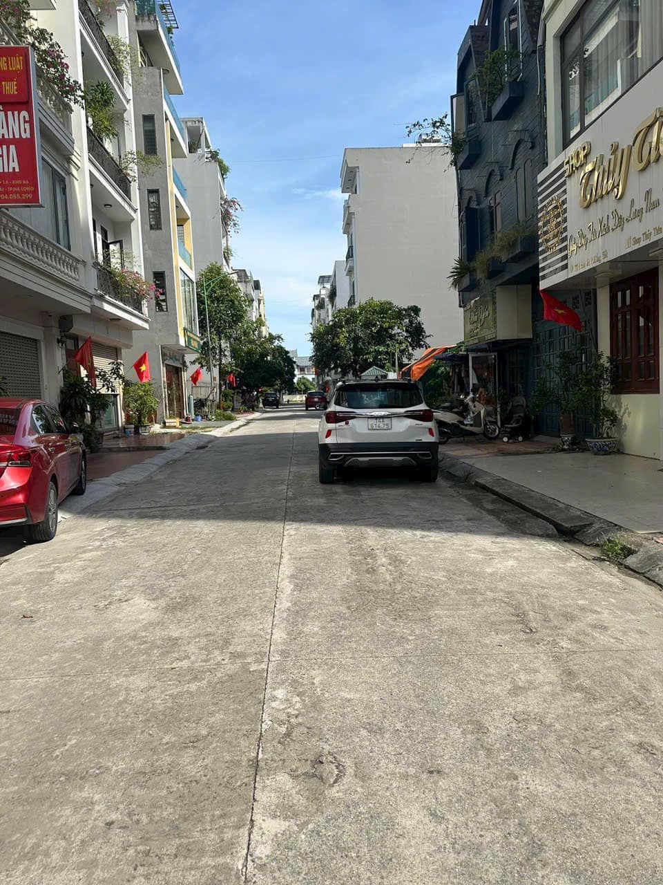 Bán Nhà 5 Tầng TĐC Hồng Hải,Hạ Long. DT :57.5m2,MT:5.75m Hướng Biển !!!