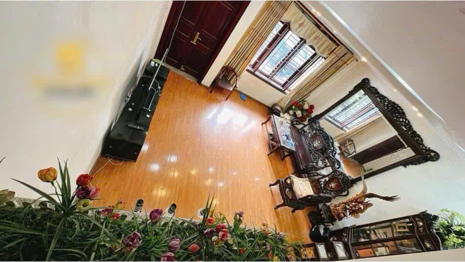 Bán Nhà 4 Tầng KĐT Vựng Đâng,Senco 5. DT:82.5m2,MT:5.5m.H:Đông Nam !!!