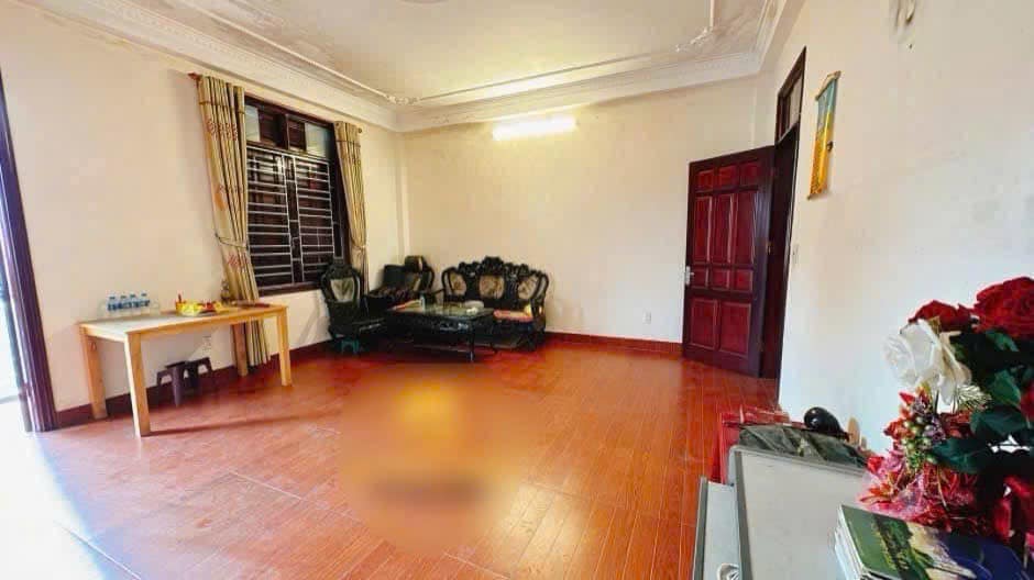 Bán Nhà 4 Tầng KĐT Vựng Đâng,Senco 5. DT:82.5m2,MT:5.5m.H:Đông Nam !!!