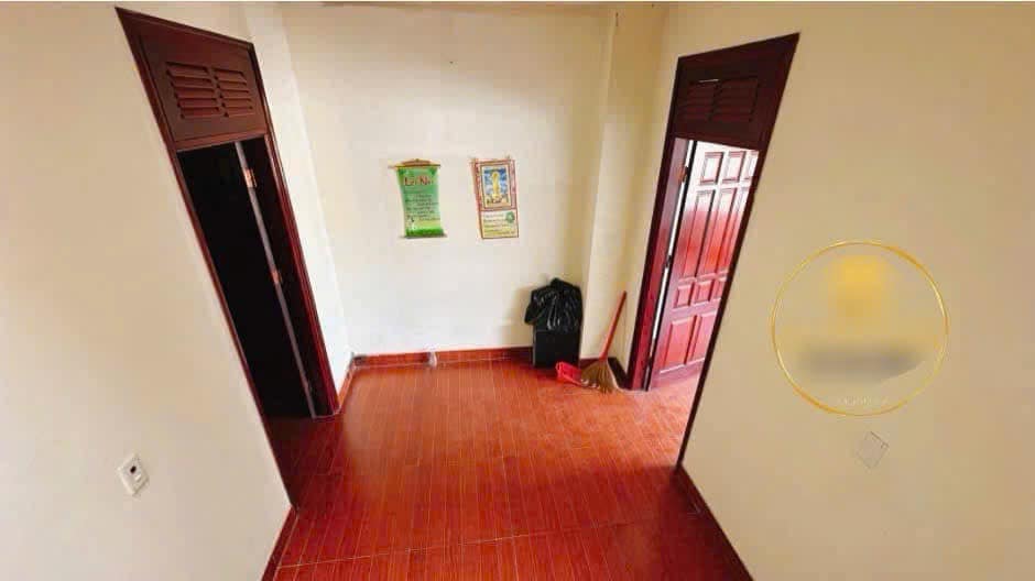 Bán Nhà 4 Tầng KĐT Vựng Đâng,Senco 5. DT:82.5m2,MT:5.5m.H:Đông Nam !!!