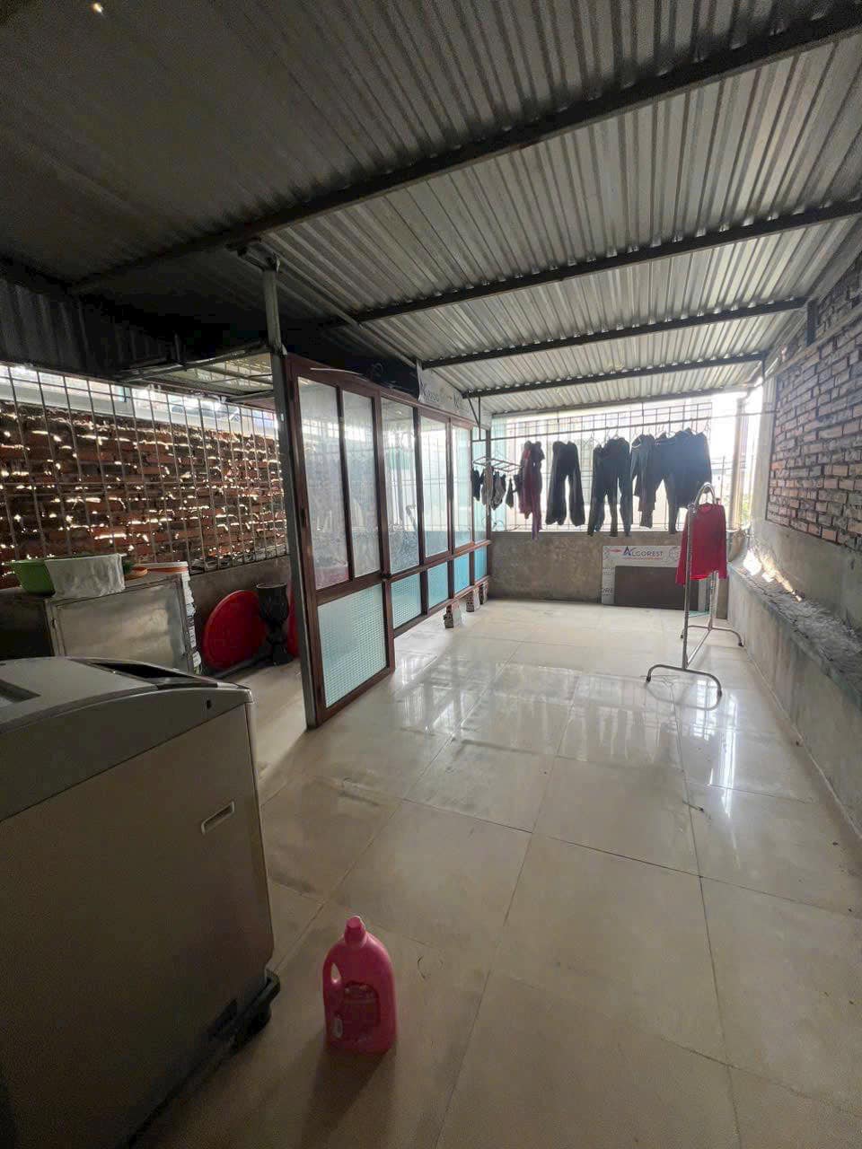 Bán Nhà 3 Tầng Sau Tiệm Bánh Dung Anh,Cao Xanh. DT:63m2,MT:4.2m !!!