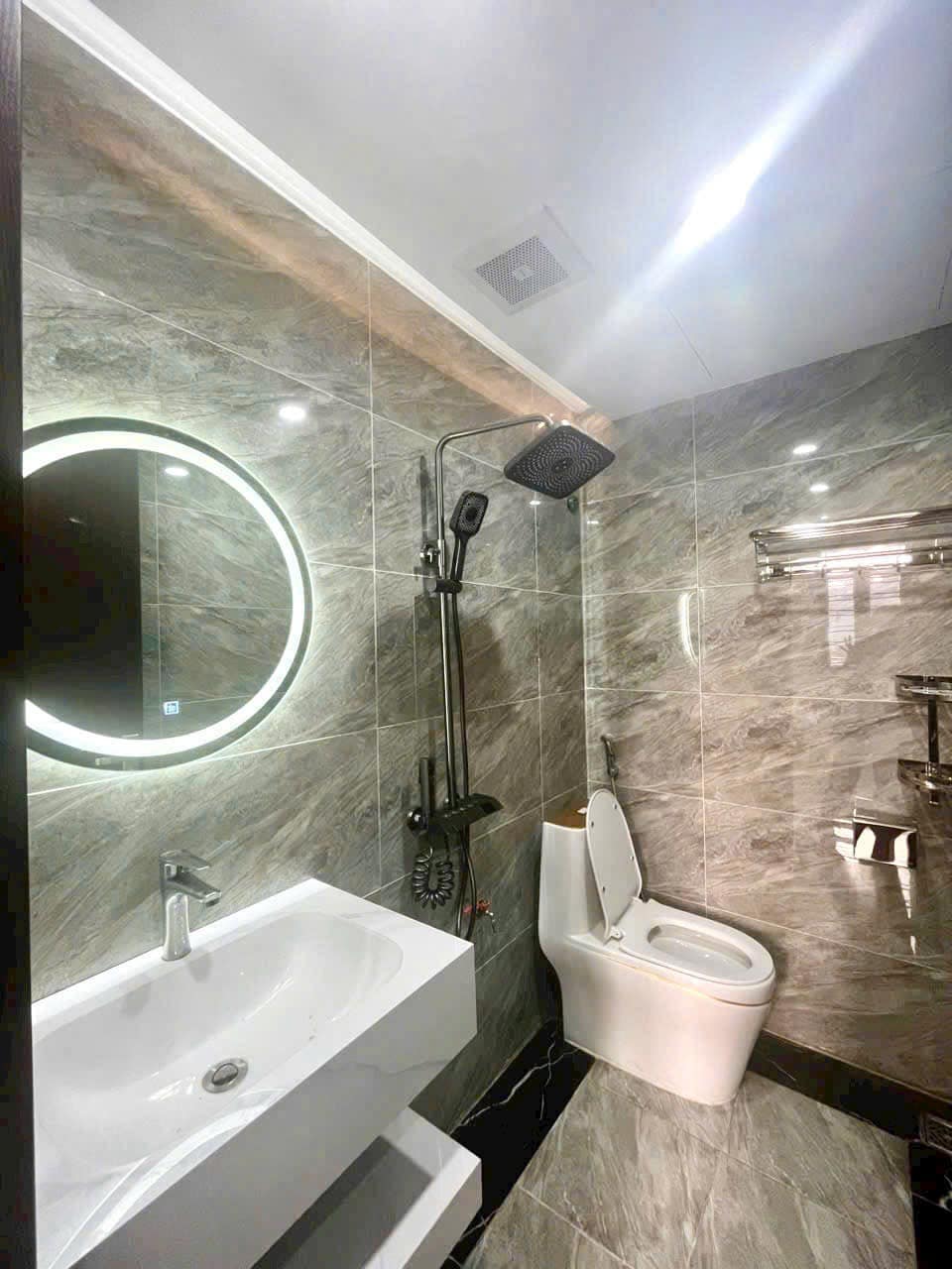 Bán Nhà 4 Tầng KĐT Lideco Bãi Muối,P.Cao Thắng. DT:65m2,MT:5m !!!