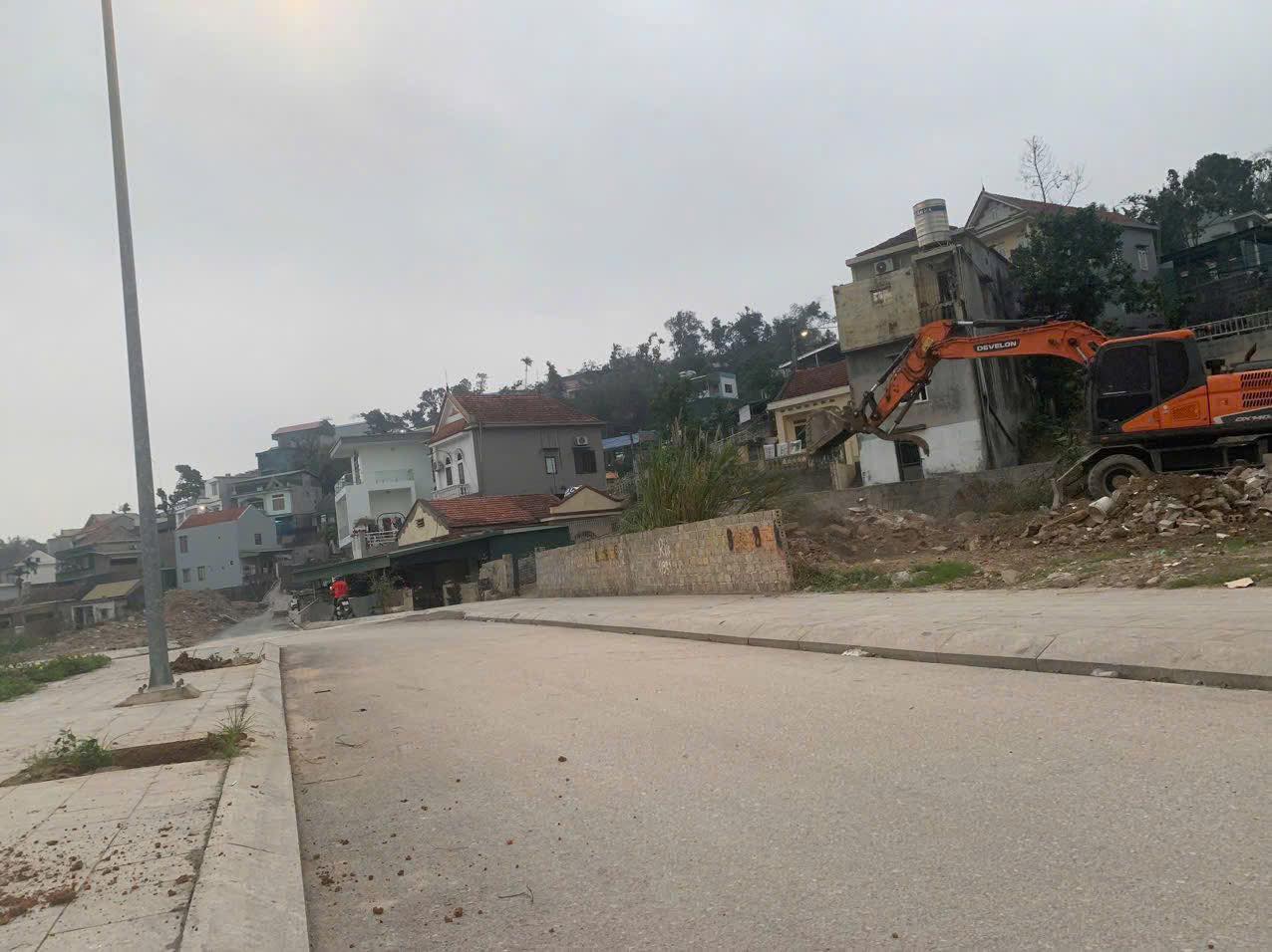 Bán Đất Giáp Dự Án Lideco GĐ 1,P.Hà Lầm. DT:72.2m2,MT:5.27m !!!