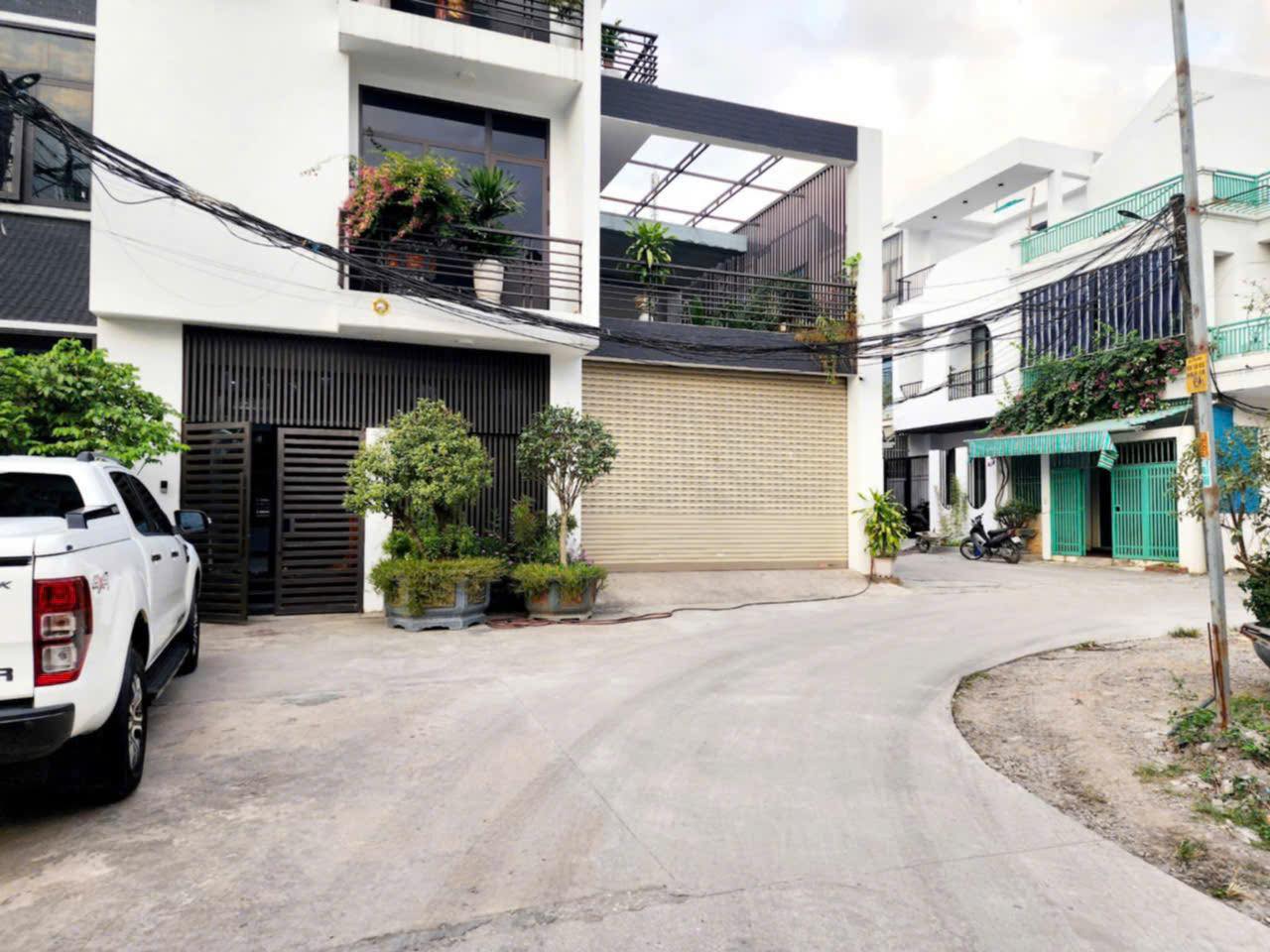 Bán Ô Góc Xóm Mới Hà Lầm,P.Hà Lầm. DT:66.7m2,MT:5.58m Siêu Đẹp !!!
