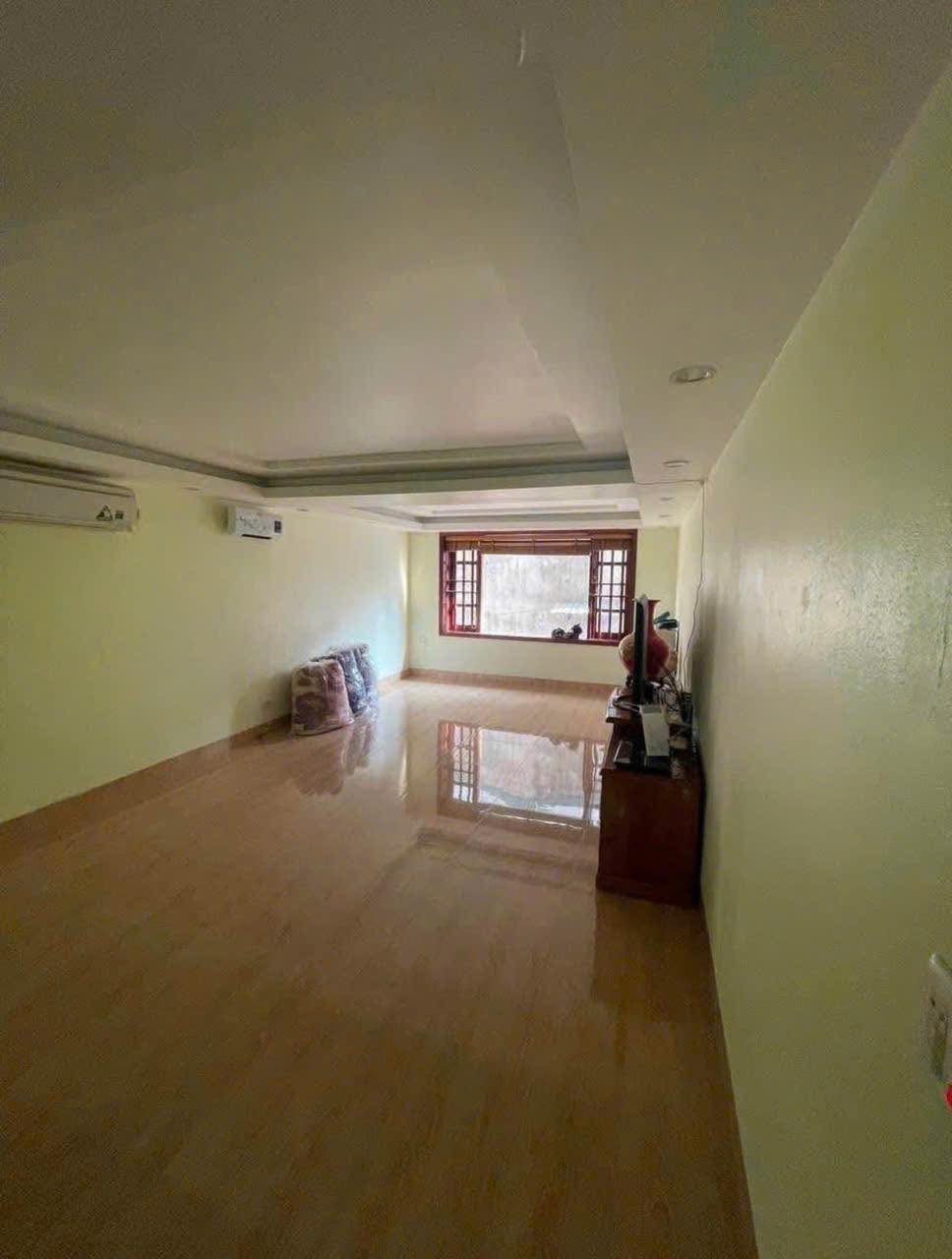 Bán Nhà 3 Tầng Khu Chợ Loong Toong,DT:60m2 Vị Trí Đẹp !!!