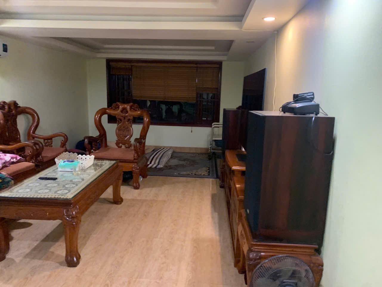 Bán Nhà 3 Tầng Khu Chợ Loong Toong,DT:60m2 Vị Trí Đẹp !!!