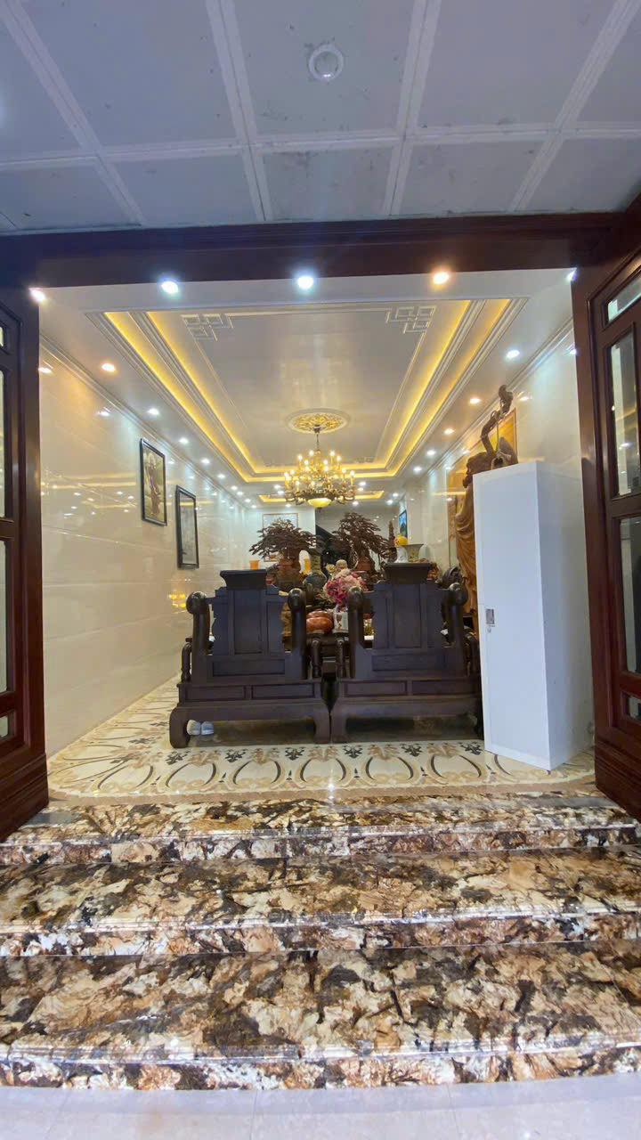Bán Nhà 4 Tầng Mặt Đường Lê Lợi,Yết Kiêu Siêu Đẹp. DT:57.5m2 !!!