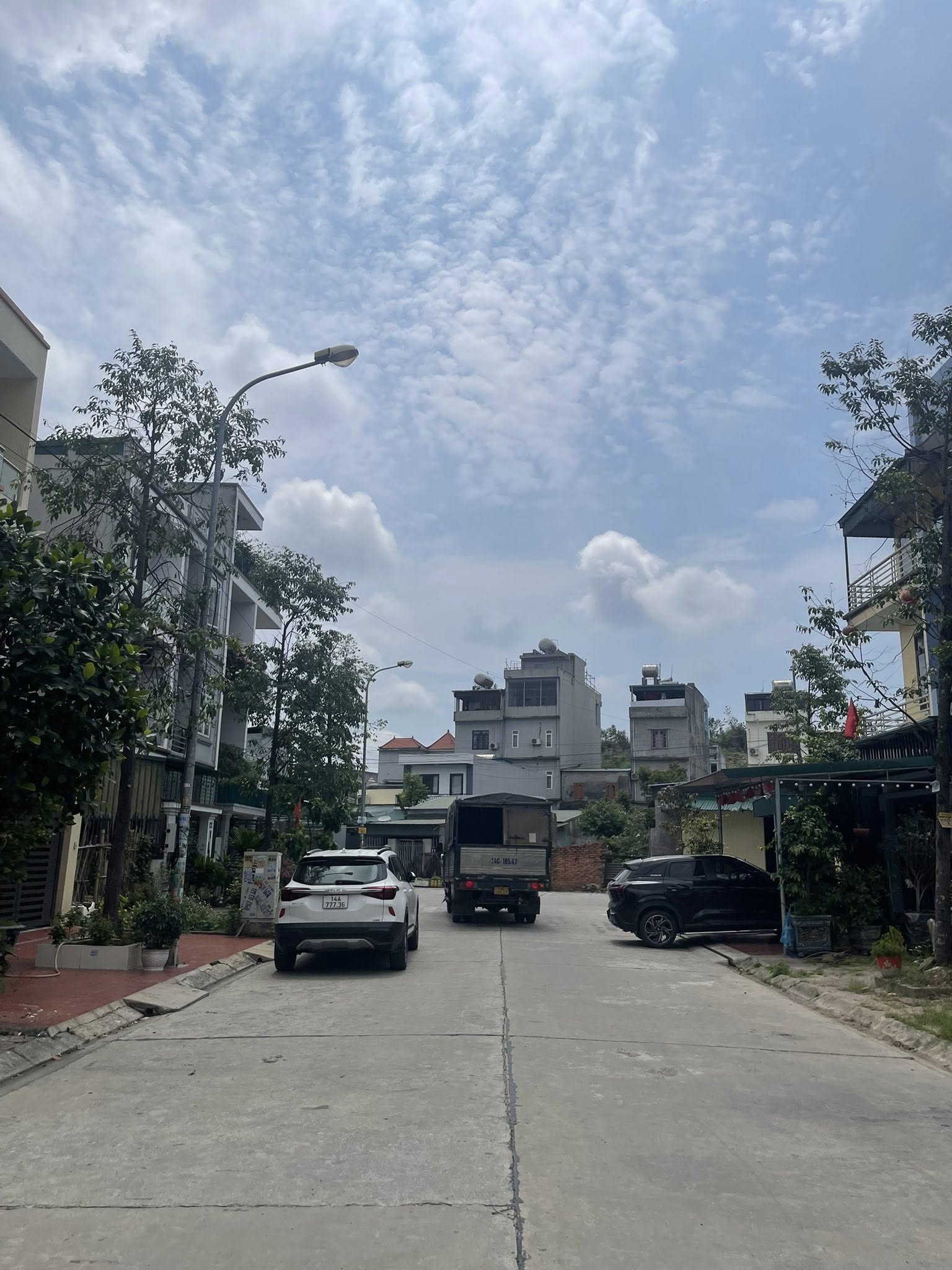 Bán Đất Khu Xử Lý Nước Thải Hà Khánh A,DT:76.5m2,MT:4.5m Siêu Đẹp !!!