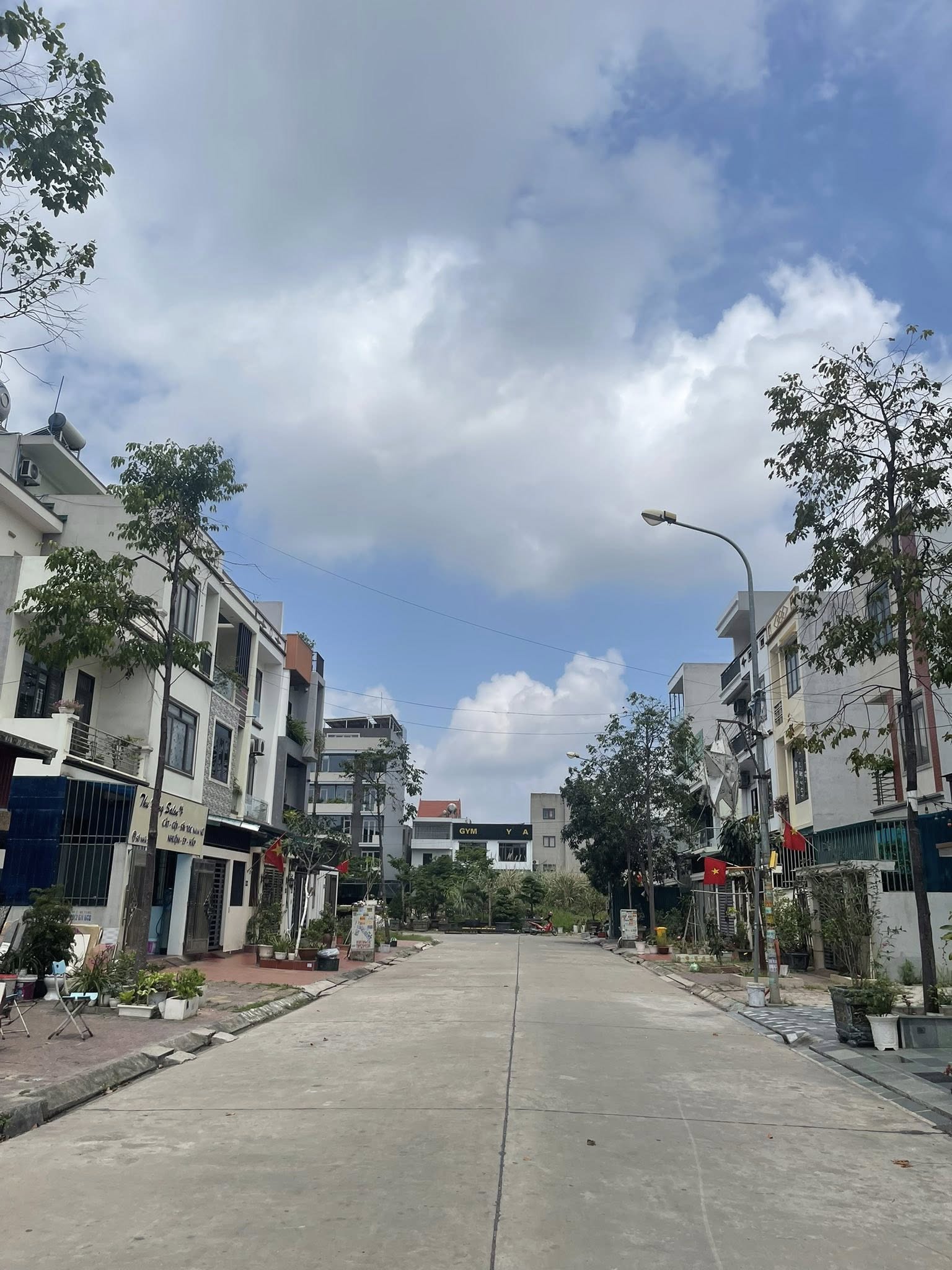 Bán Đất Khu Xử Lý Nước Thải Hà Khánh A,DT:76.5m2,MT:4.5m Siêu Đẹp !!!