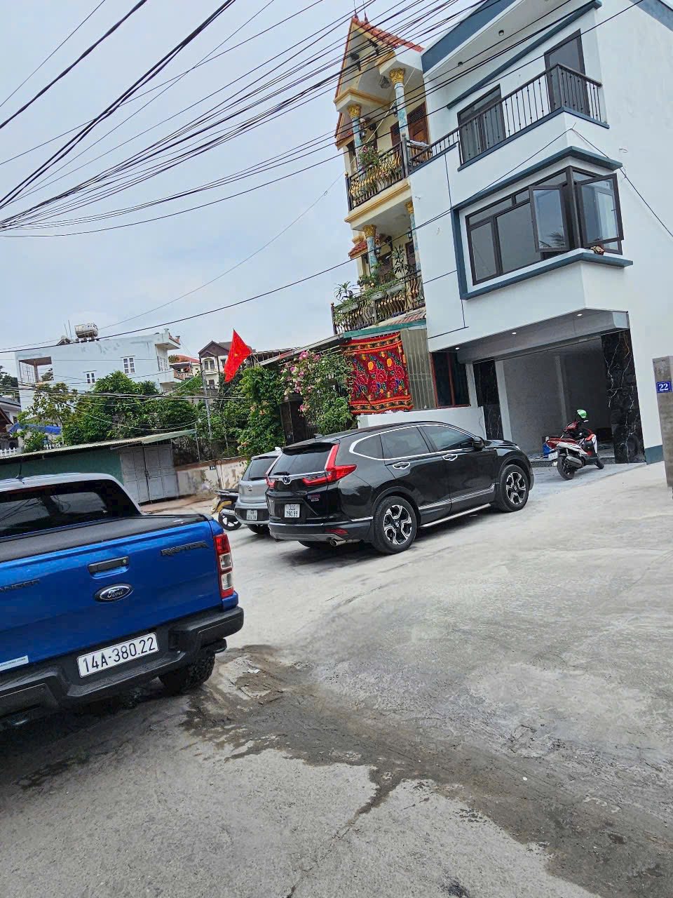 Bán Nhà Ô Góc 3 Tầng Khu Cao Xanh Kinh doanh Nhỏ. DT:83m2 !!!