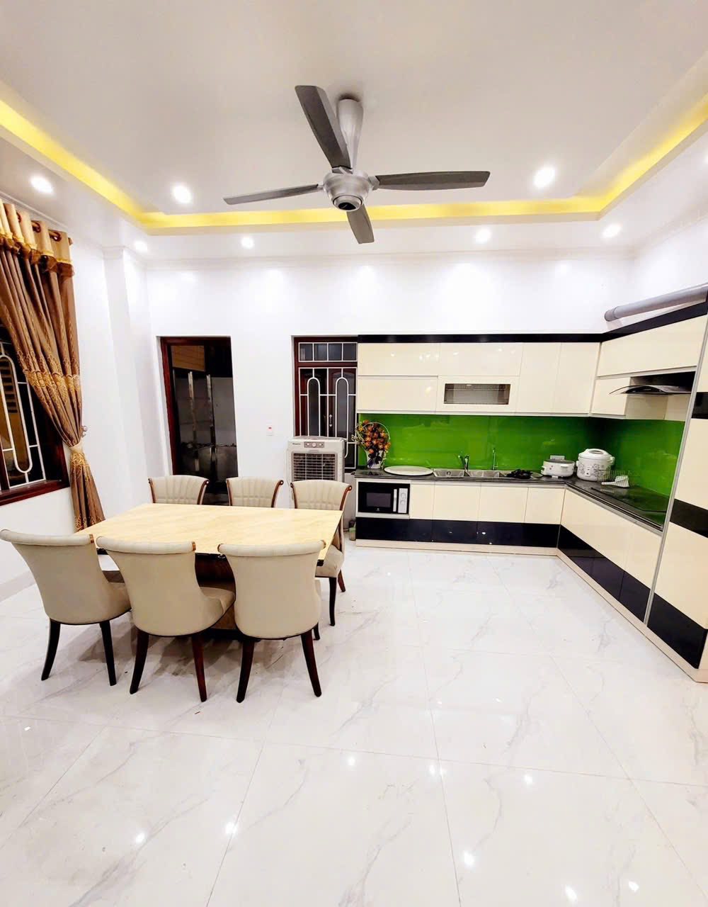 Bán Biệt Thự 2 Tầng Siêu Đẹp Gần Lideco Bãi Muối,DT:266m2 !!!