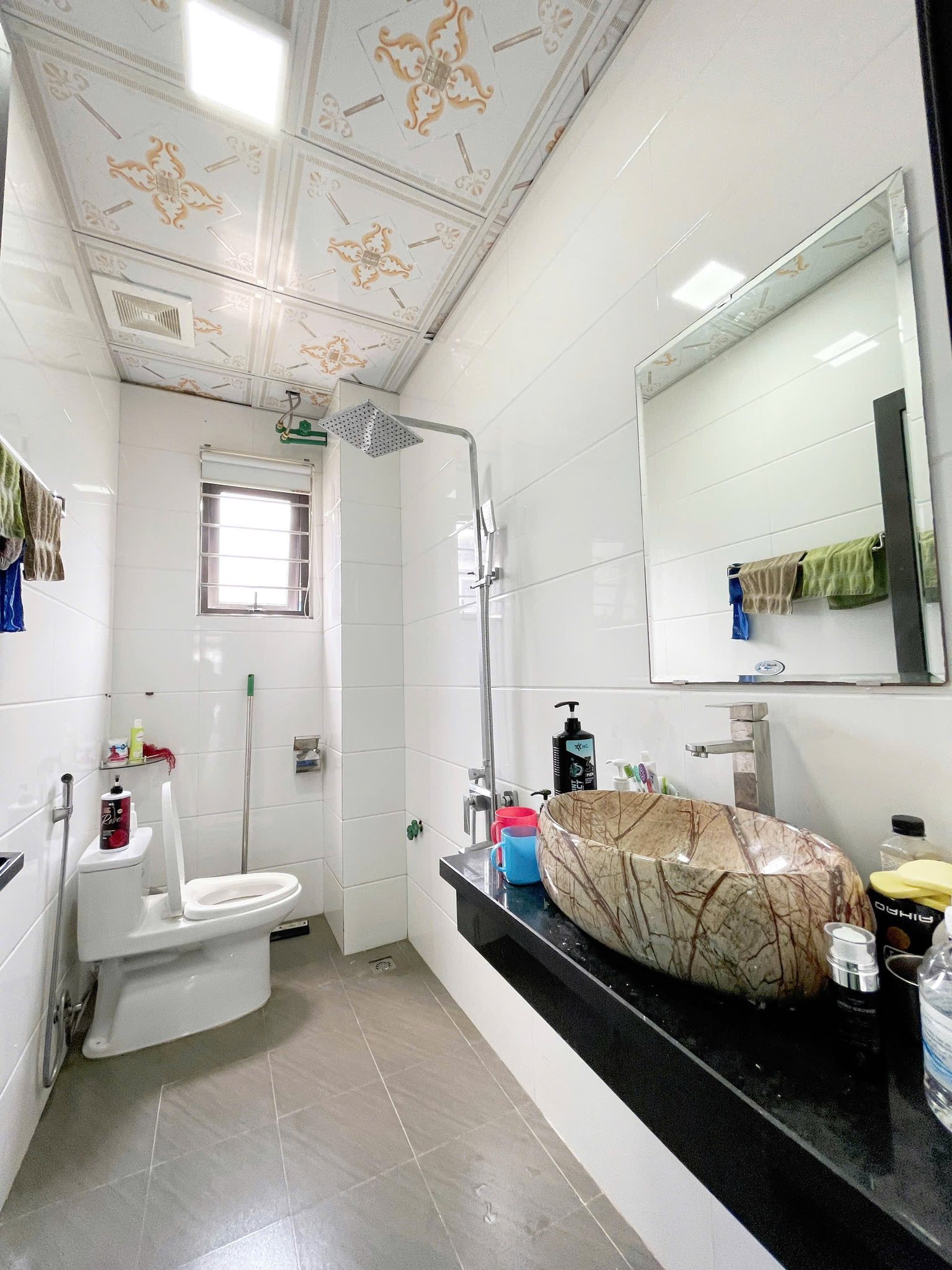 Bán Nhà 3 Tầng Giáp KĐT Bãi Muối,P.Cao Thắng. DT:58m2,MT:5.5m !!!