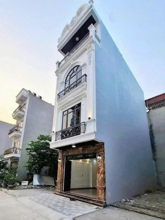 Bán Nhà 4 Tầng Giáp Lideco GĐ 2 Hà Khánh,DT:50n2,MT:5m Oto Đỗ Cửa !!!