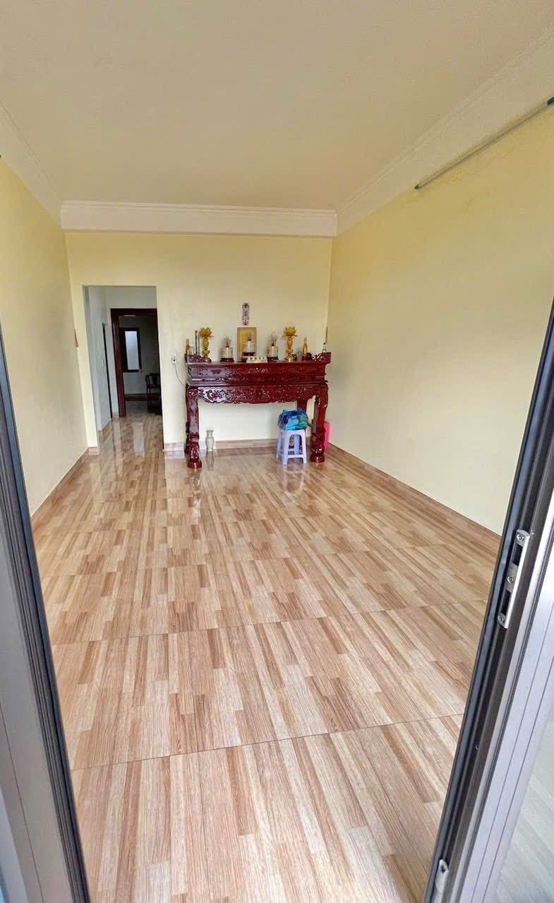 Bán Nhà 3 Tầng KĐT Vựng Đâng,Cenco 5. DT:82.5m2,MT:5.5m.H:TB !!!