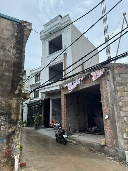 Bán Nhà 4 Tầng Phố Đoàn Kết – Hà Lầm – Quảng Ninh. DT:63m2,MT:4.86m !!!