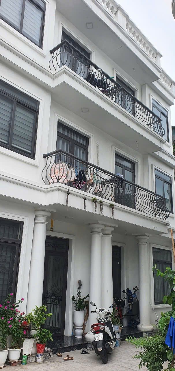 Bán Nhà Khu Vực Bãi Muối,P.Cao Thắng. DT:51m2-66m2 Oto Đỗ Cửa !!!