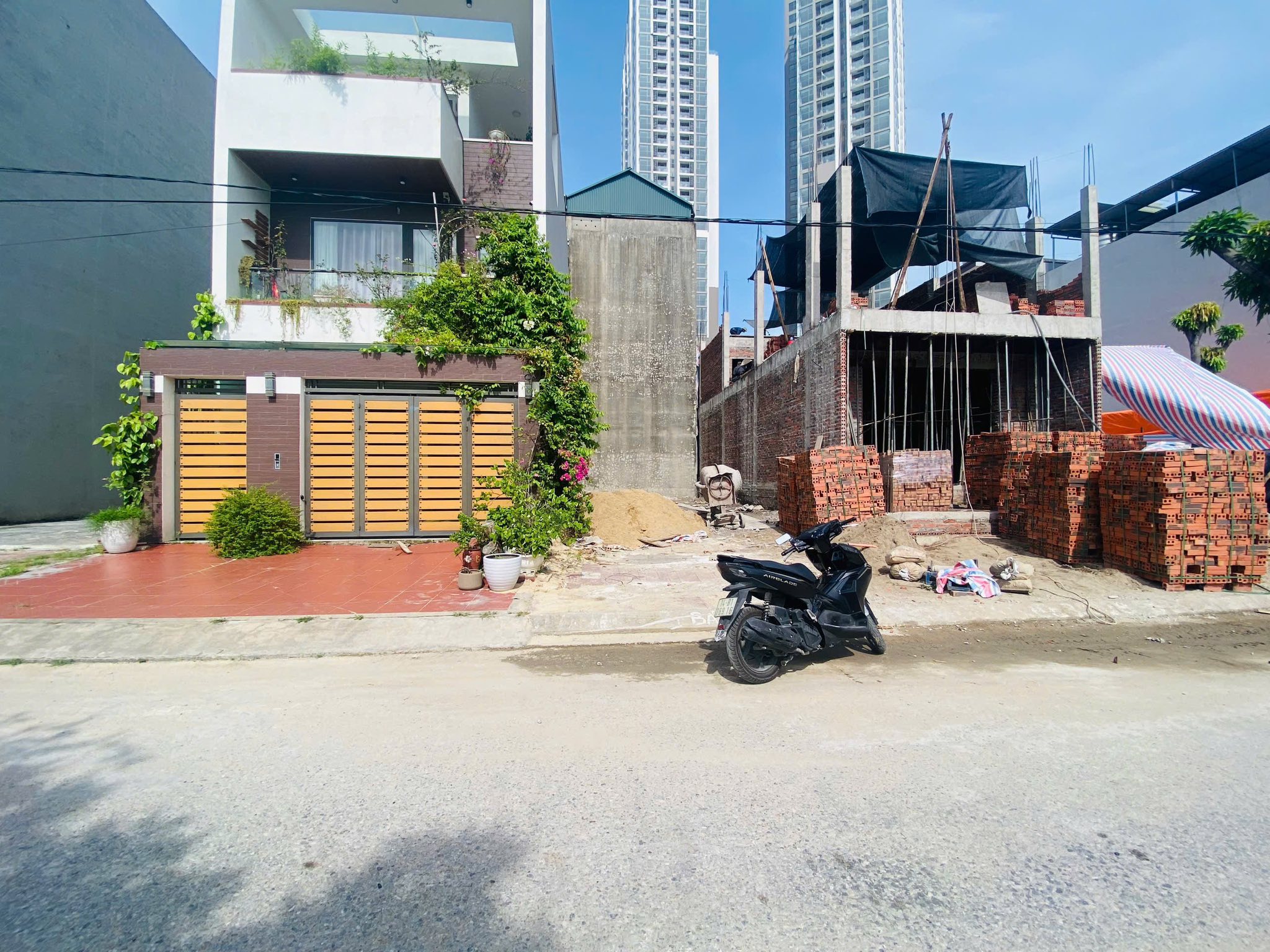 Bán Lô B17-33 KĐT Cao Xanh,Hà Khánh A. DT:90m2,MT:6m.H:ĐN !!!