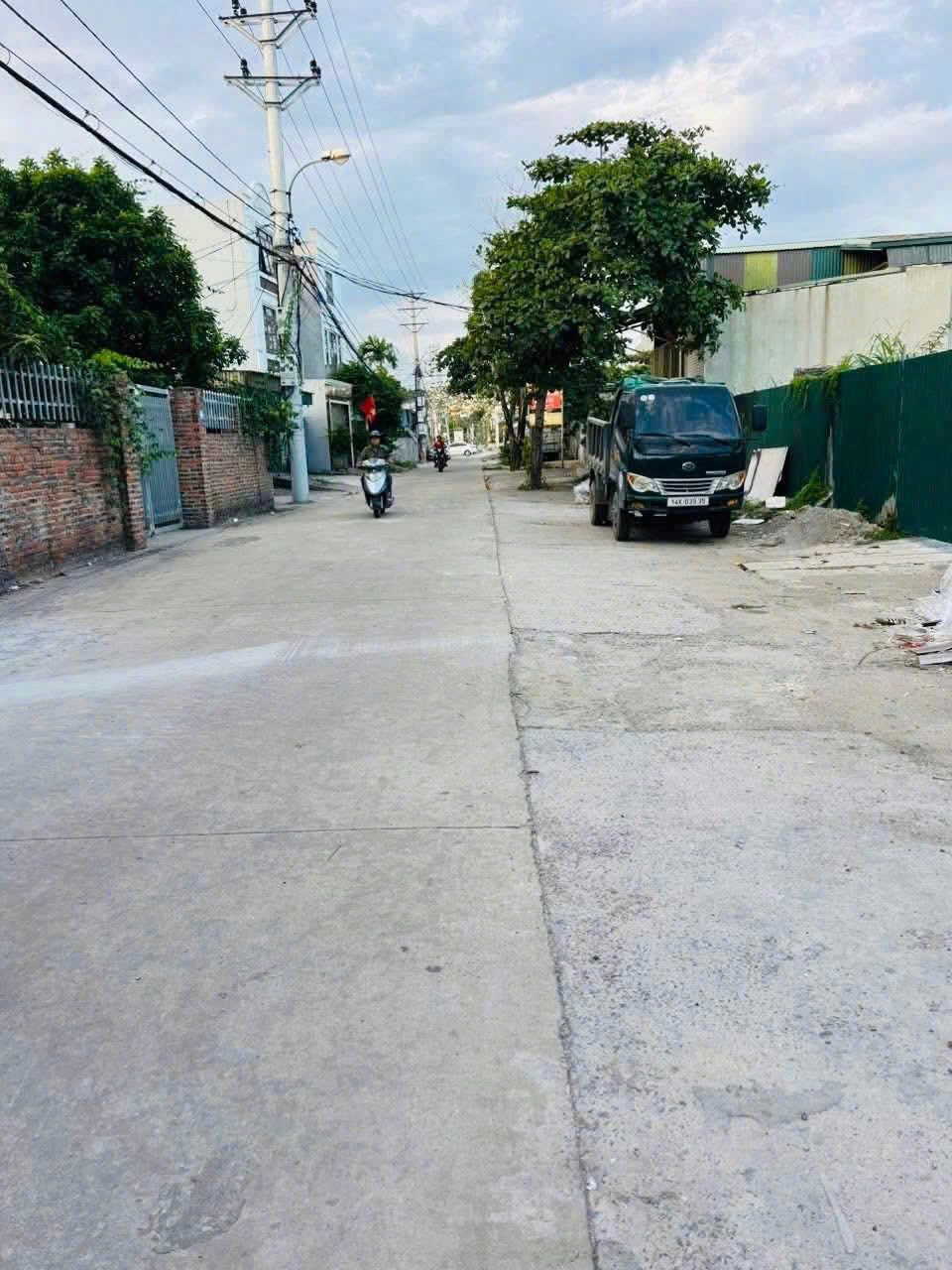 Bán Đất Bãi Muối Cao Thắng,DT:71.8m2,MT:5m.H: Tây Bắc !!!
