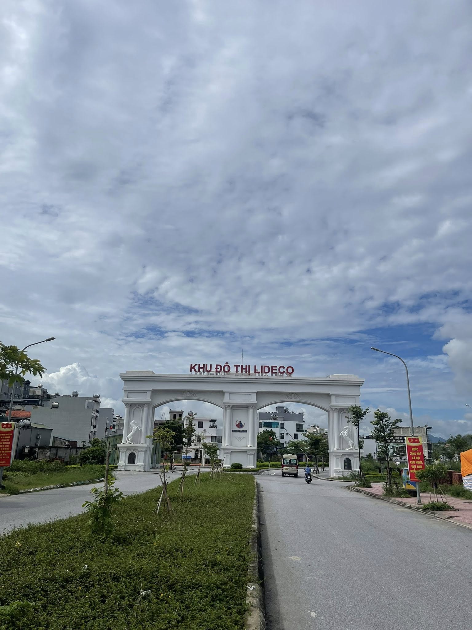 Bán Đất Mặt Đường Gần Cổng Lideco Bãi Muối,Hạ Long. DT:72m2,MT:4m
