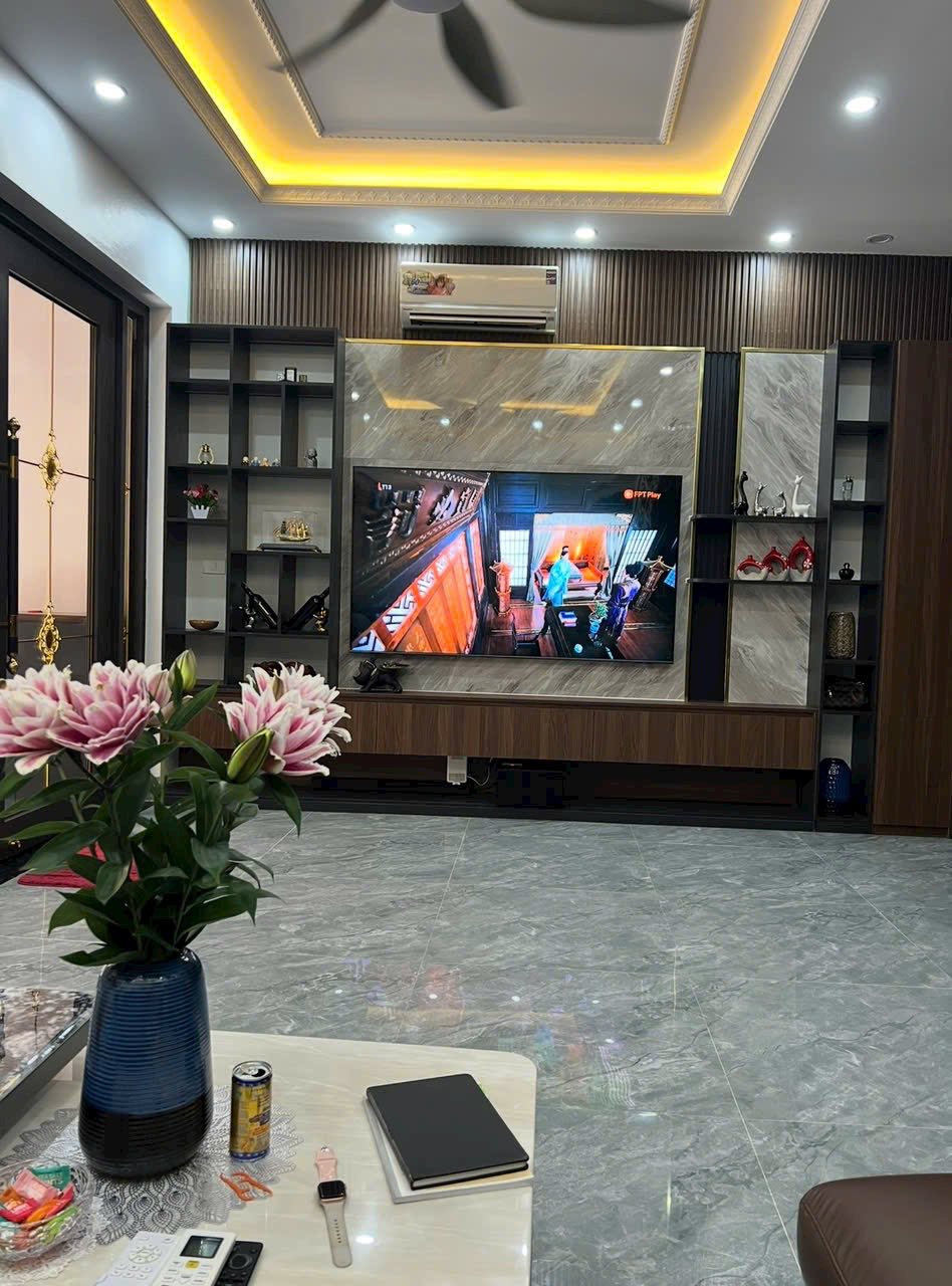 Bán Nhà 3 Tầng Gần Cổng Lideco GĐ 1,P.Cao Thắng. DT:69.8m2 Nhà Đẹp !!!