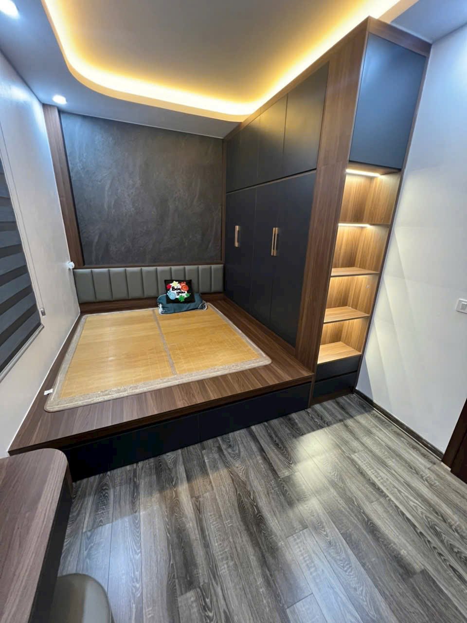 Bán Nhà 3 Tầng Gần Cổng Lideco GĐ 1,P.Cao Thắng. DT:69.8m2 Nhà Đẹp !!!
