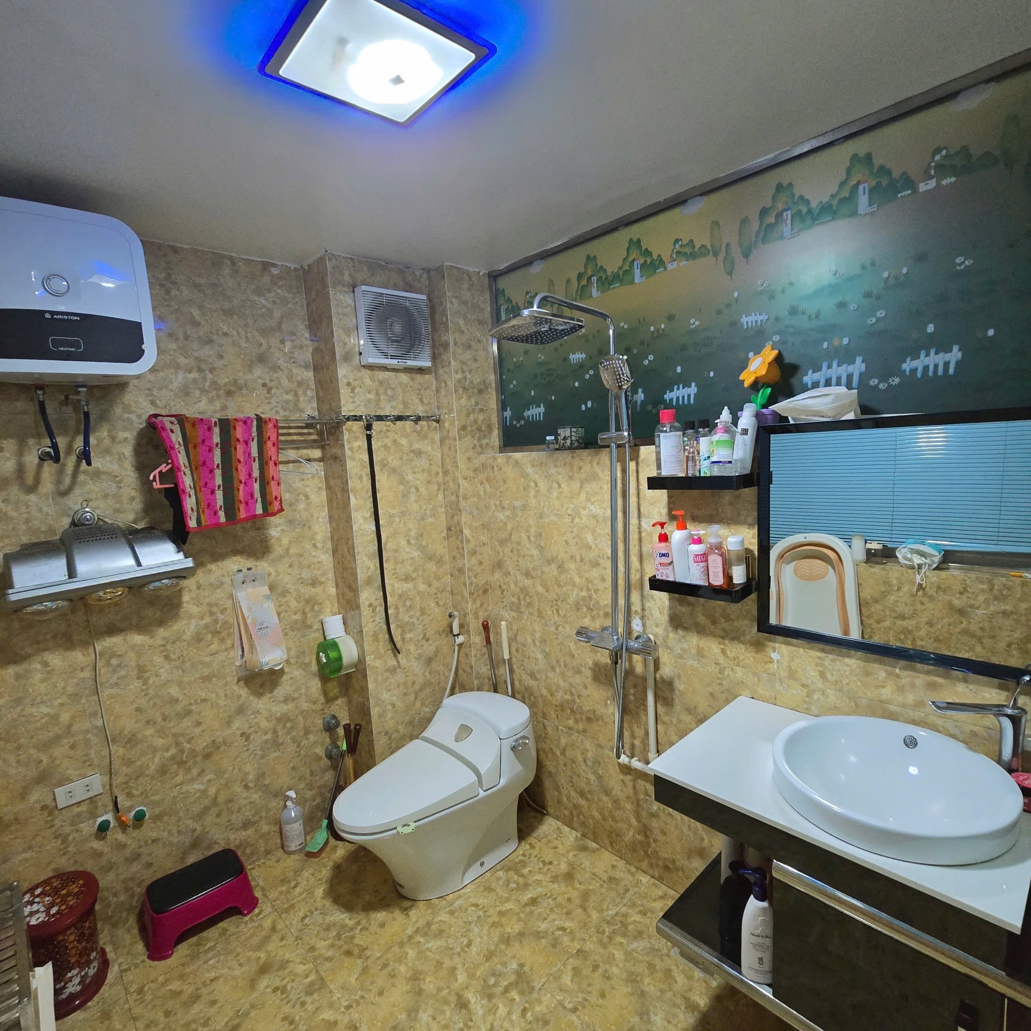Bán Nhà 4 Tầng Mặt Đường Cao Xanh. DT:43.5m2 Kinh Doanh Sầm Uất !!!