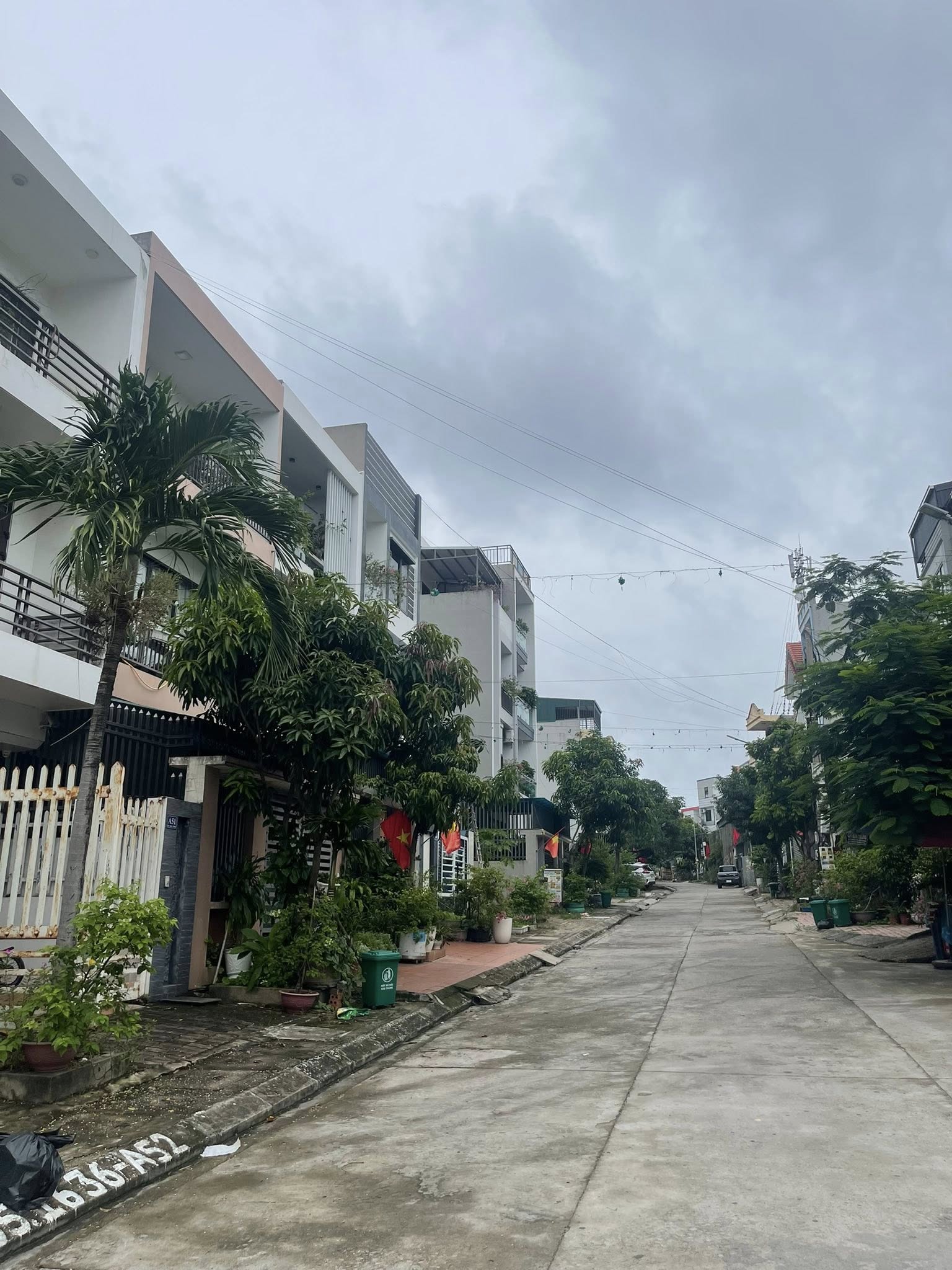 Bán Đất KĐT Đồi Mắm Tôm,Hạ Long. DT:84.6m2,MT:4.7m Siêu Đẹp !!!